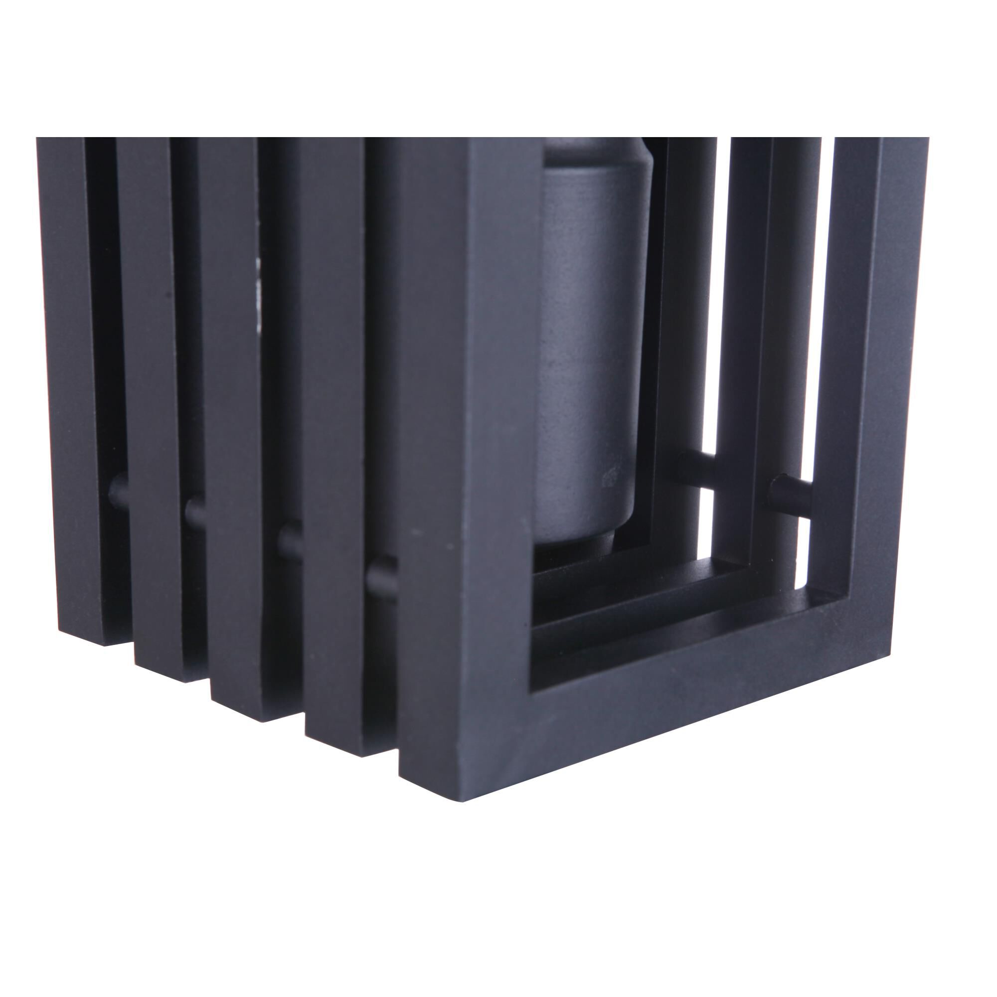 Shown in Matte Black finish