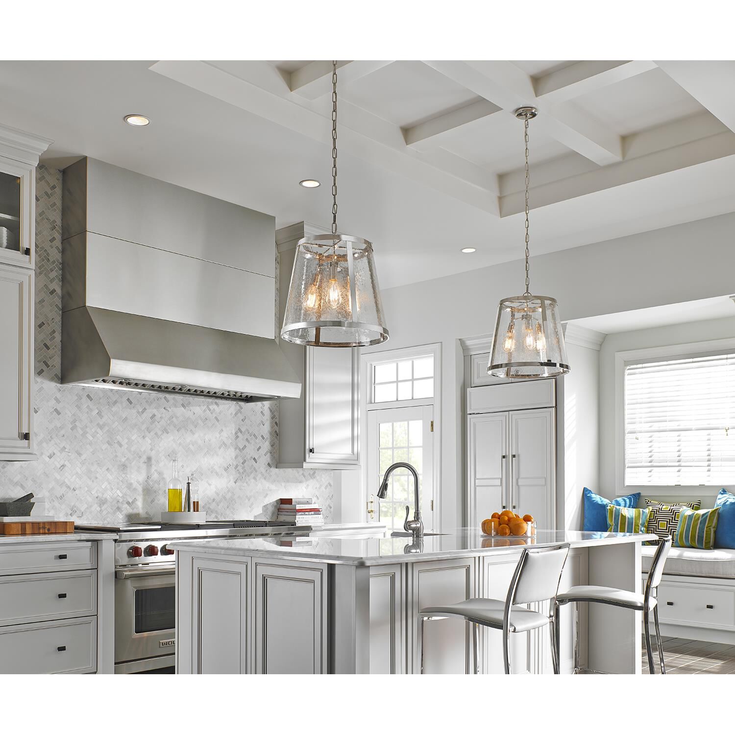 Shown in Polished Nickel finish and Clear Seeded Panels glass