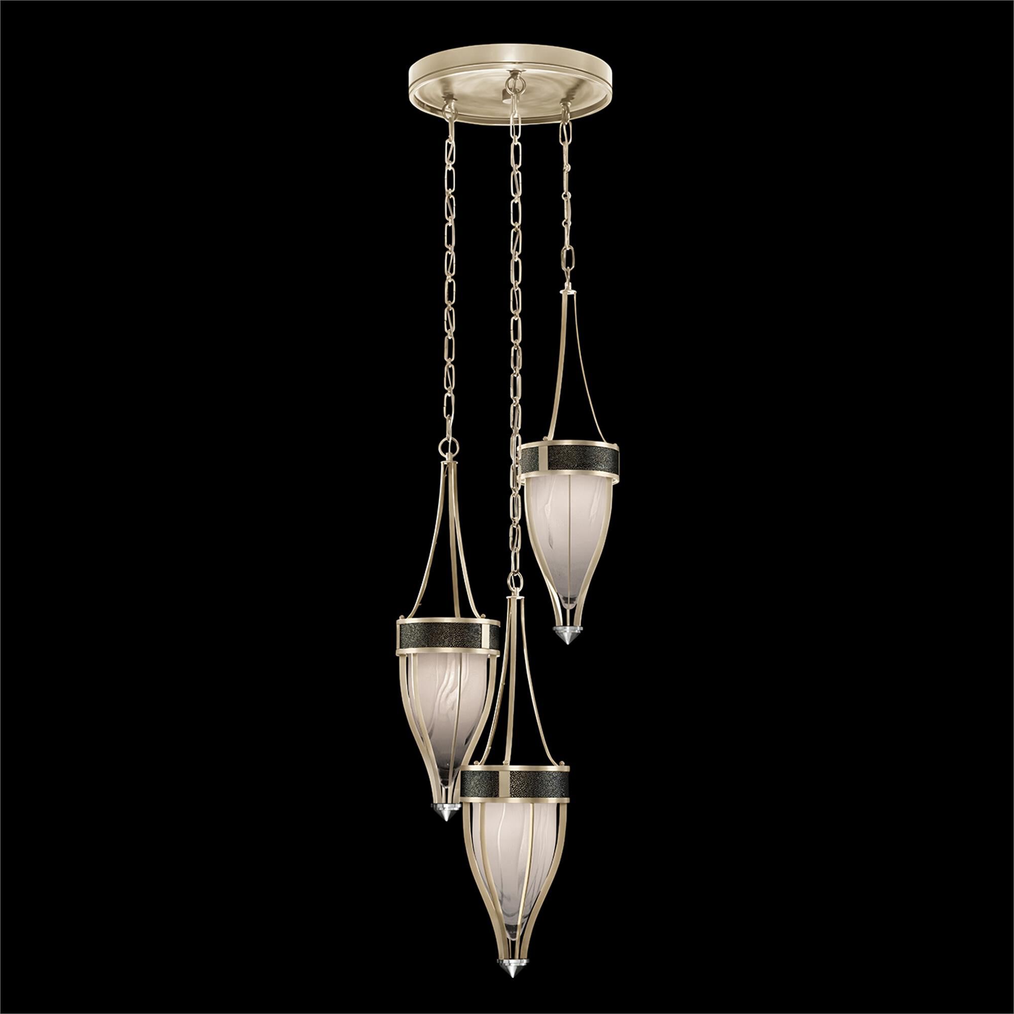 Shown in Champagne and Nickel  finish and Black Knight accent