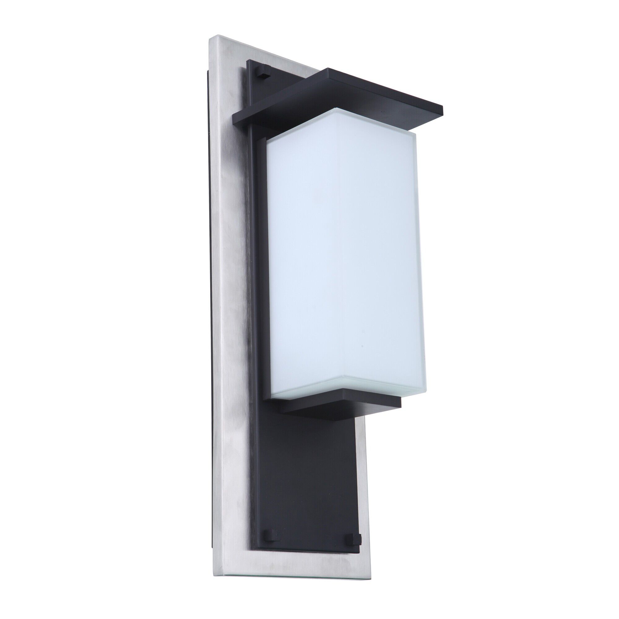 Shown in Stainless Steel and Midnight finish