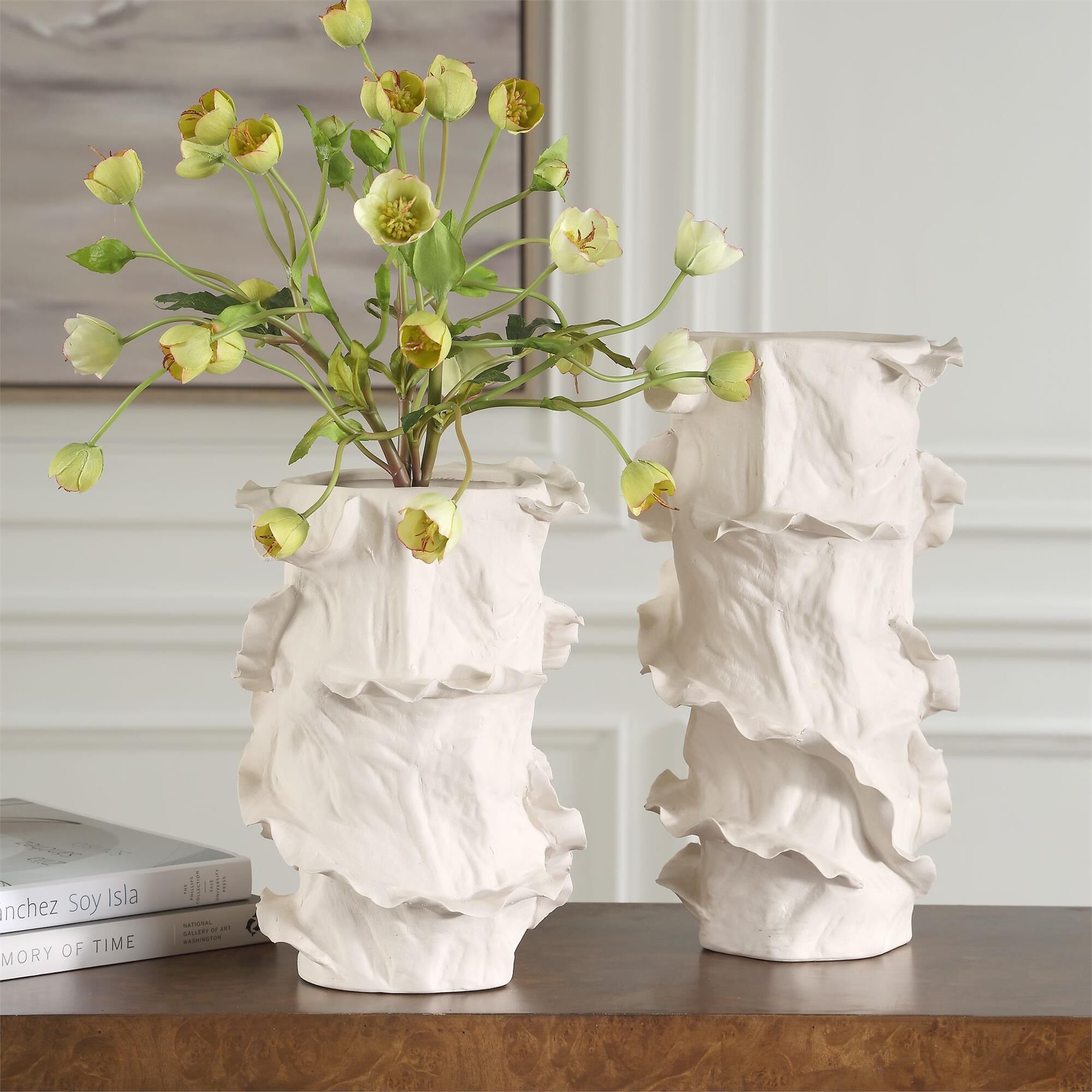 Ripple Crest Vase,