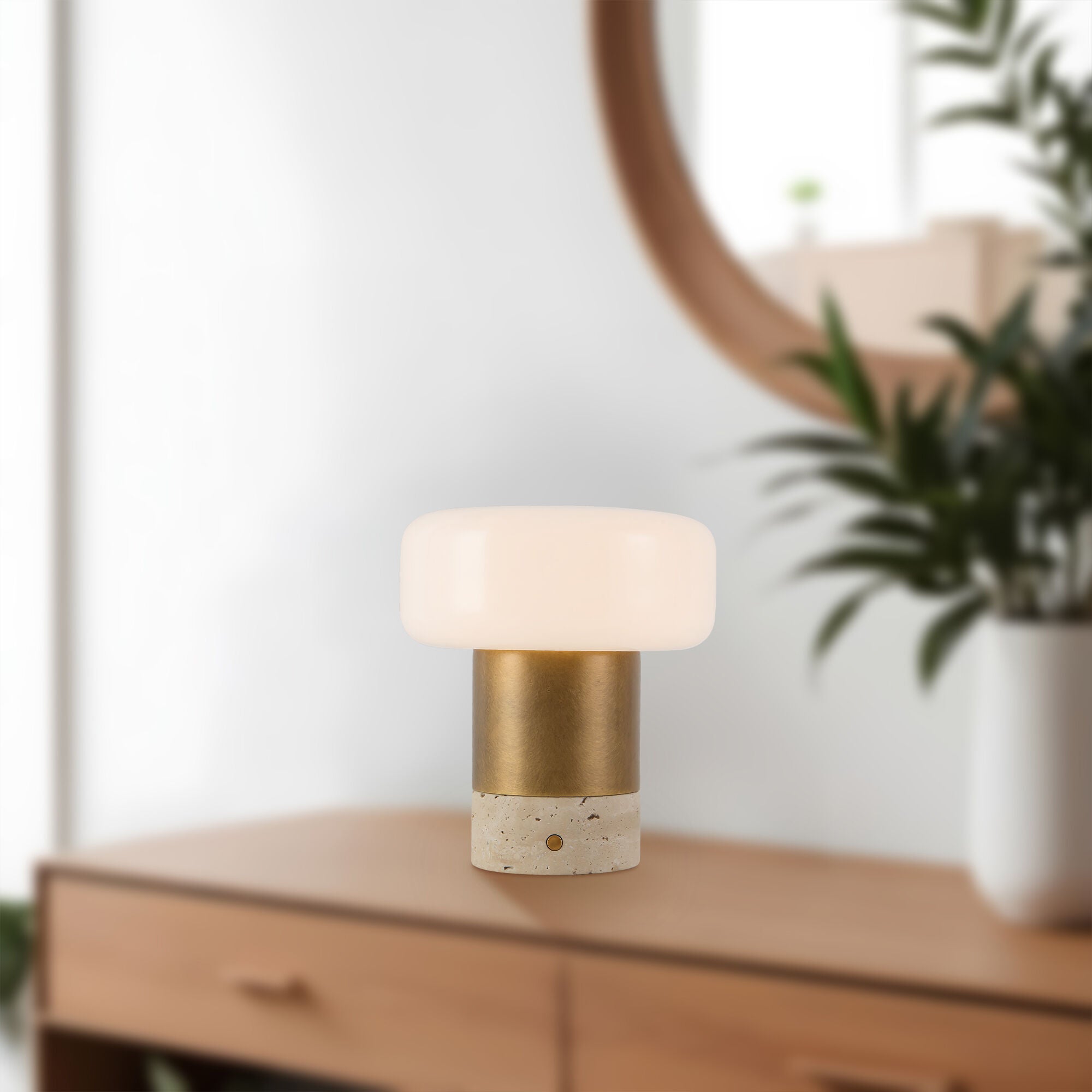 Elisa Carlucci Niko 8 Inch Accent Lamp,