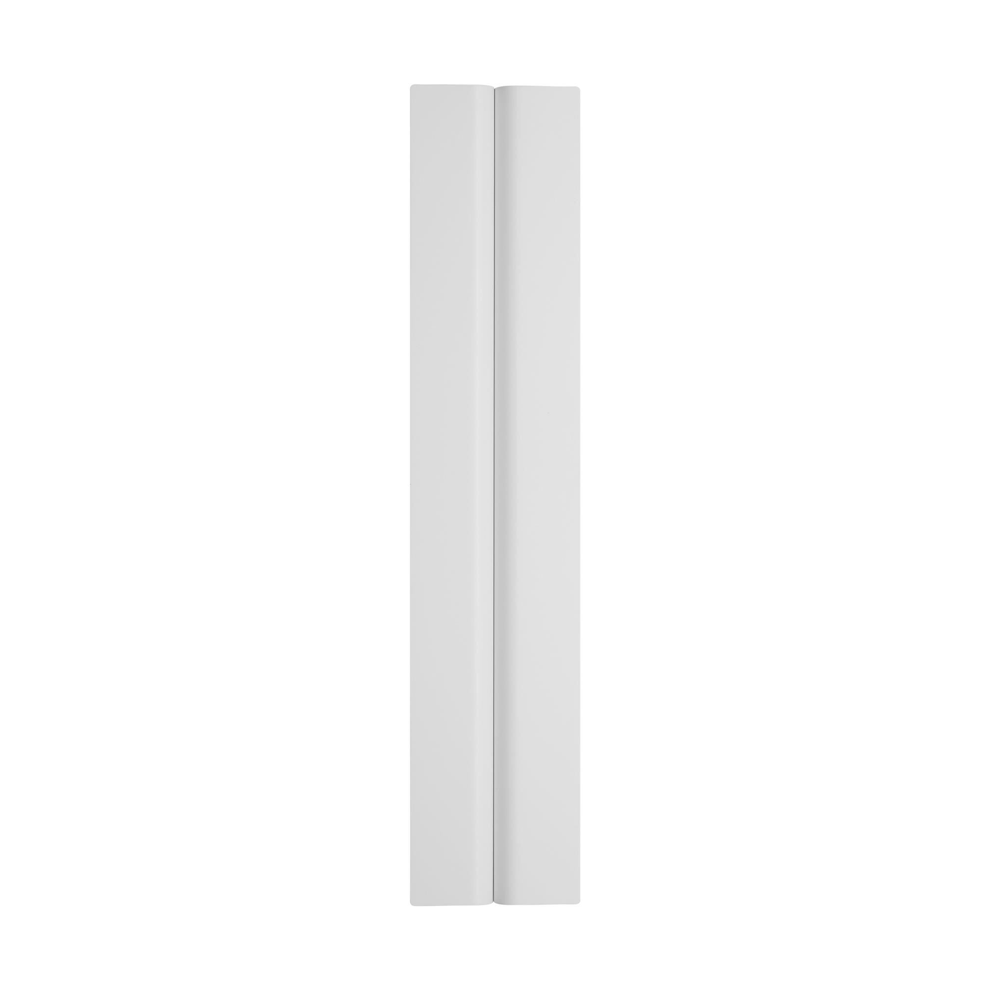 Shown in Matte White finish and Aluminum shade
