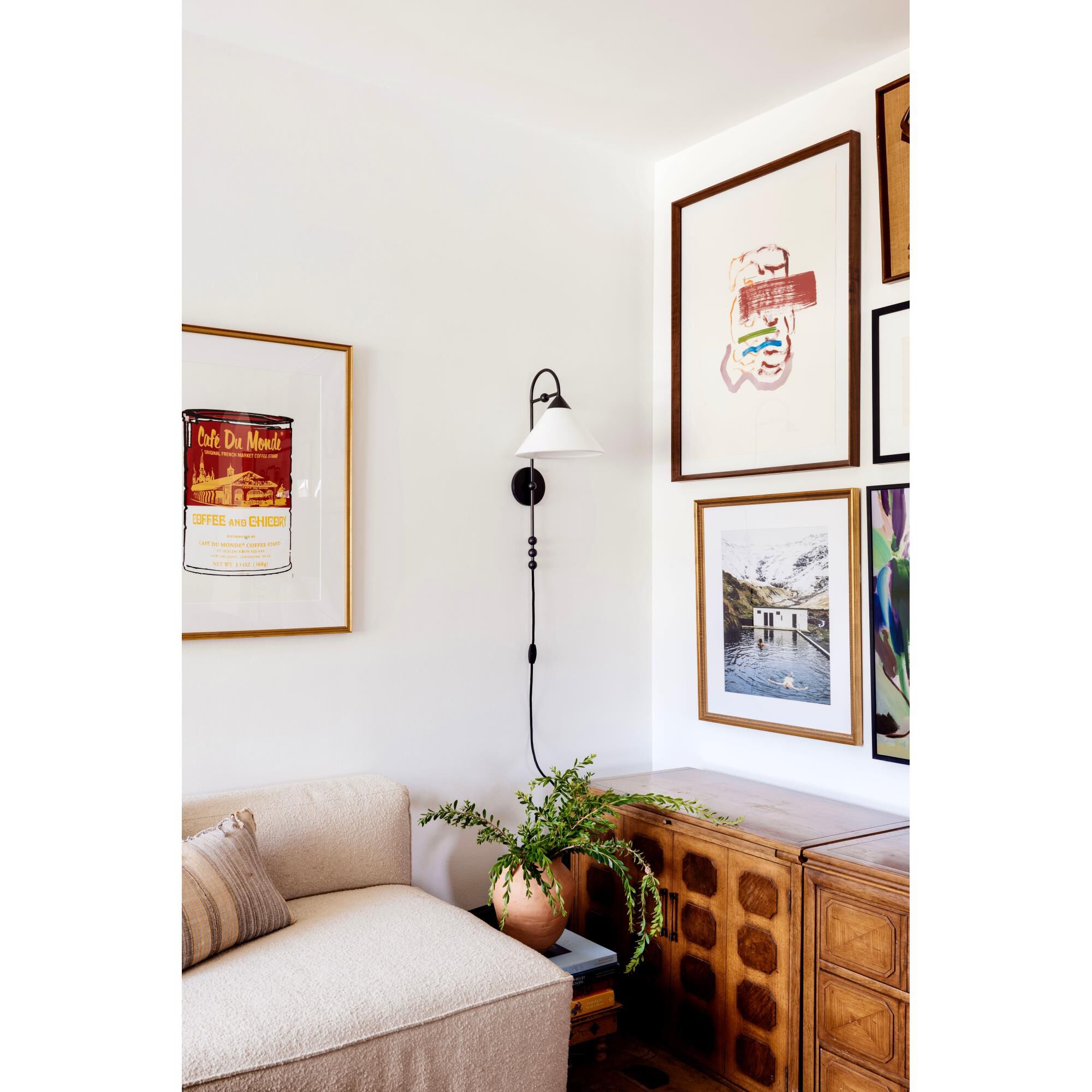 Shown in Old Bronze finish and White Linen shade