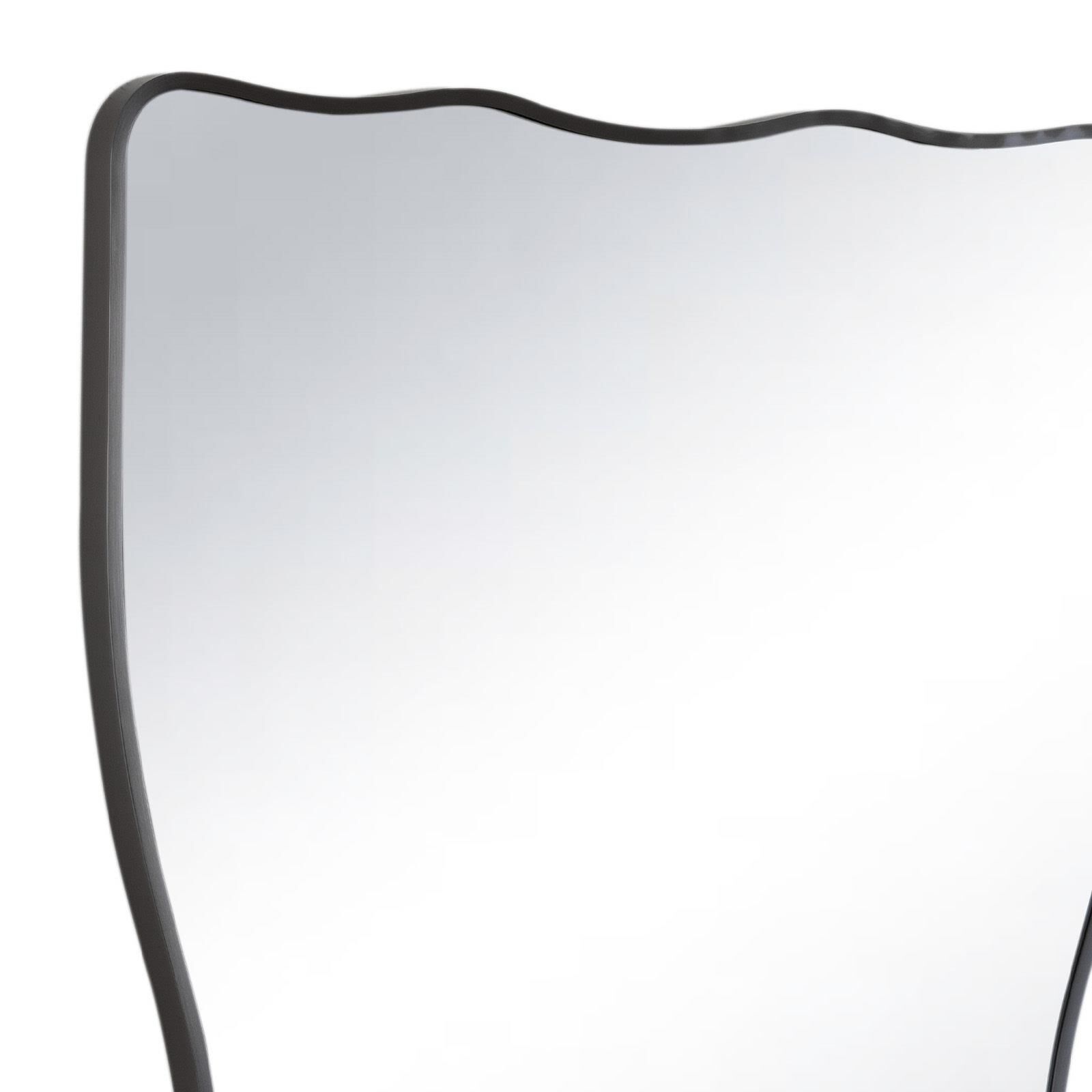 Shown in Steel finish