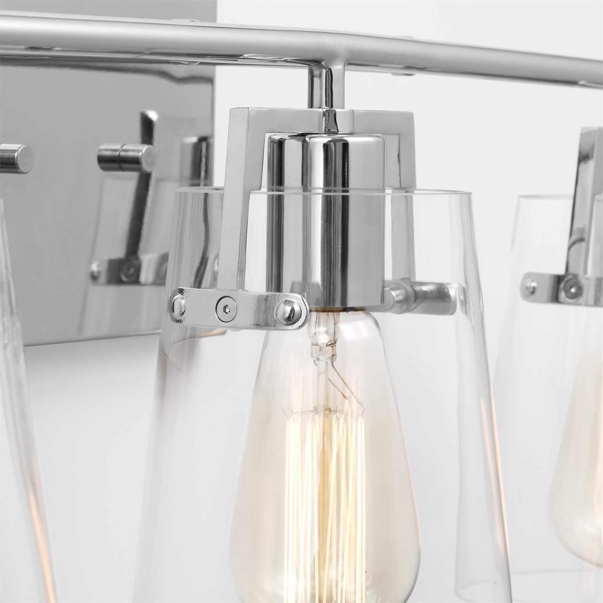 Shown in Chrome finish and Clear Glass s shade