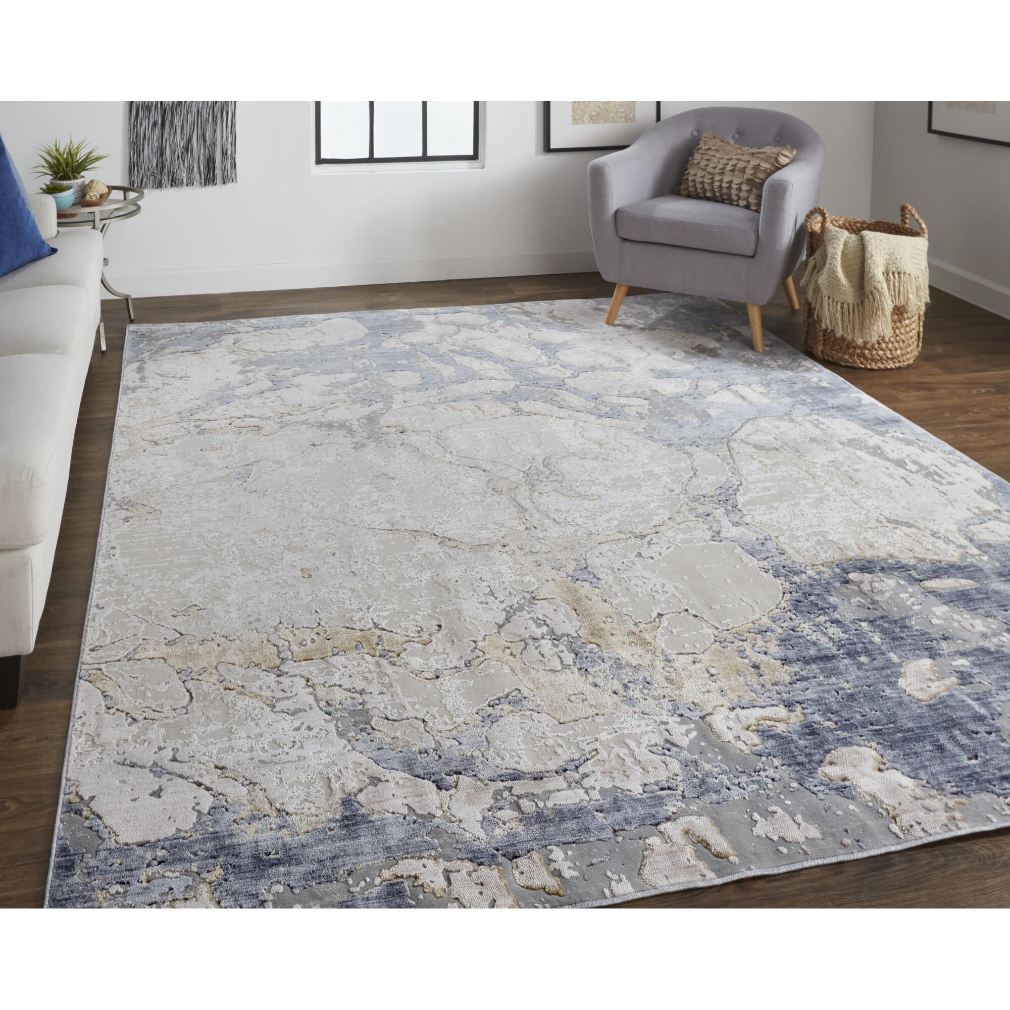 Laina Area Rug,