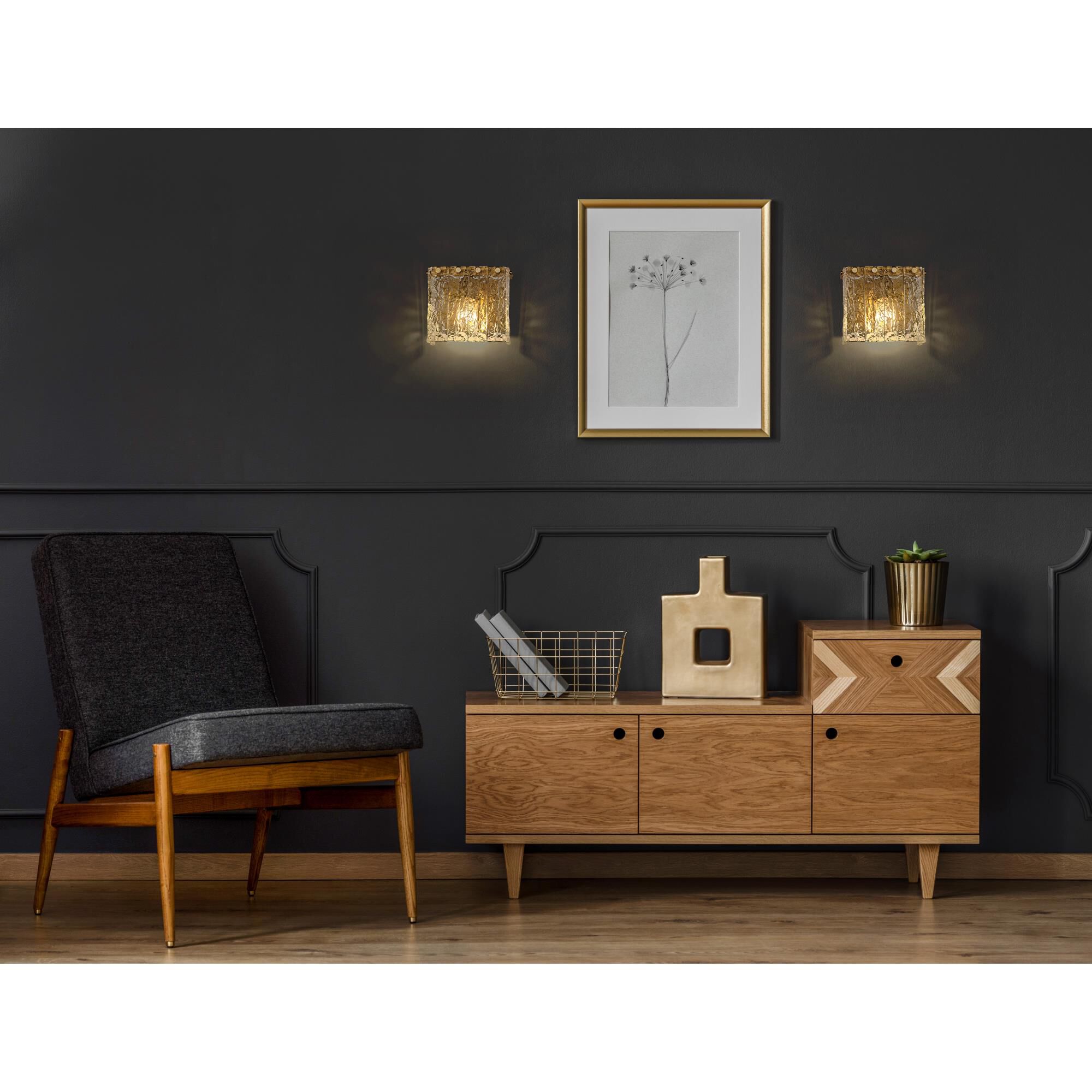 Shown in Modern Gold finish and Clear glass and Clear shade