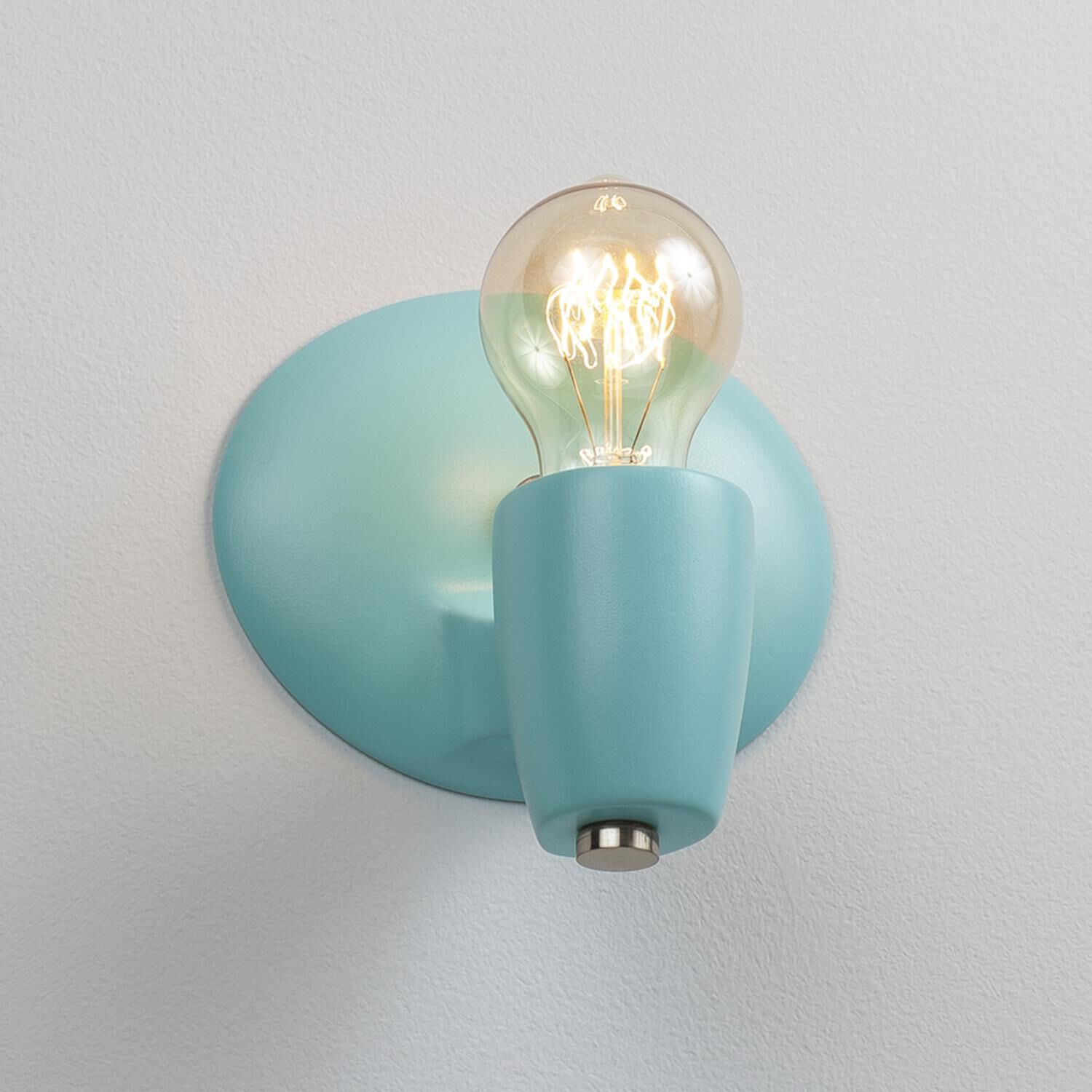 American Classics 6 Inch Wall Sconce by Justice Design Group