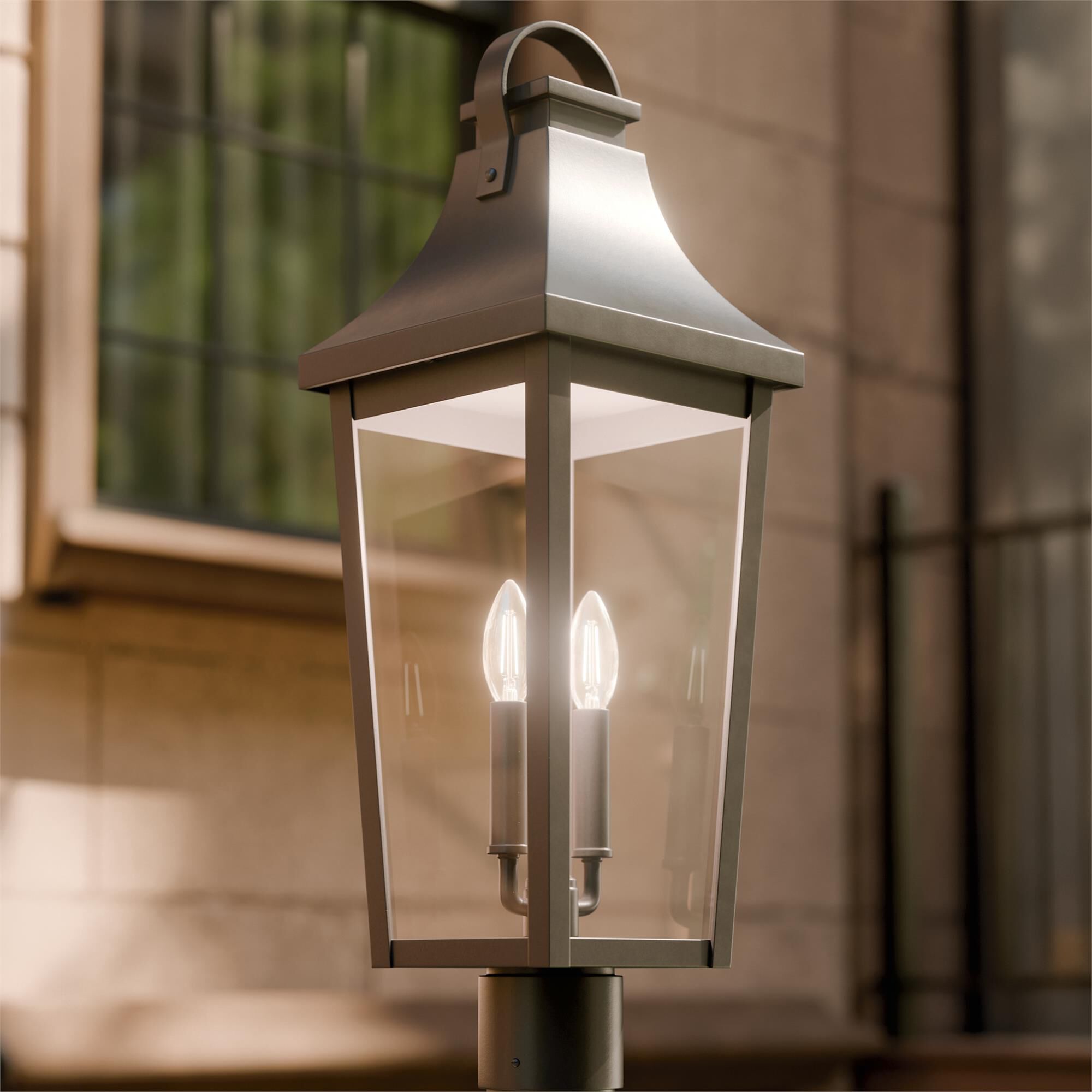 Shown in Olde Bronze finish and Clear glass