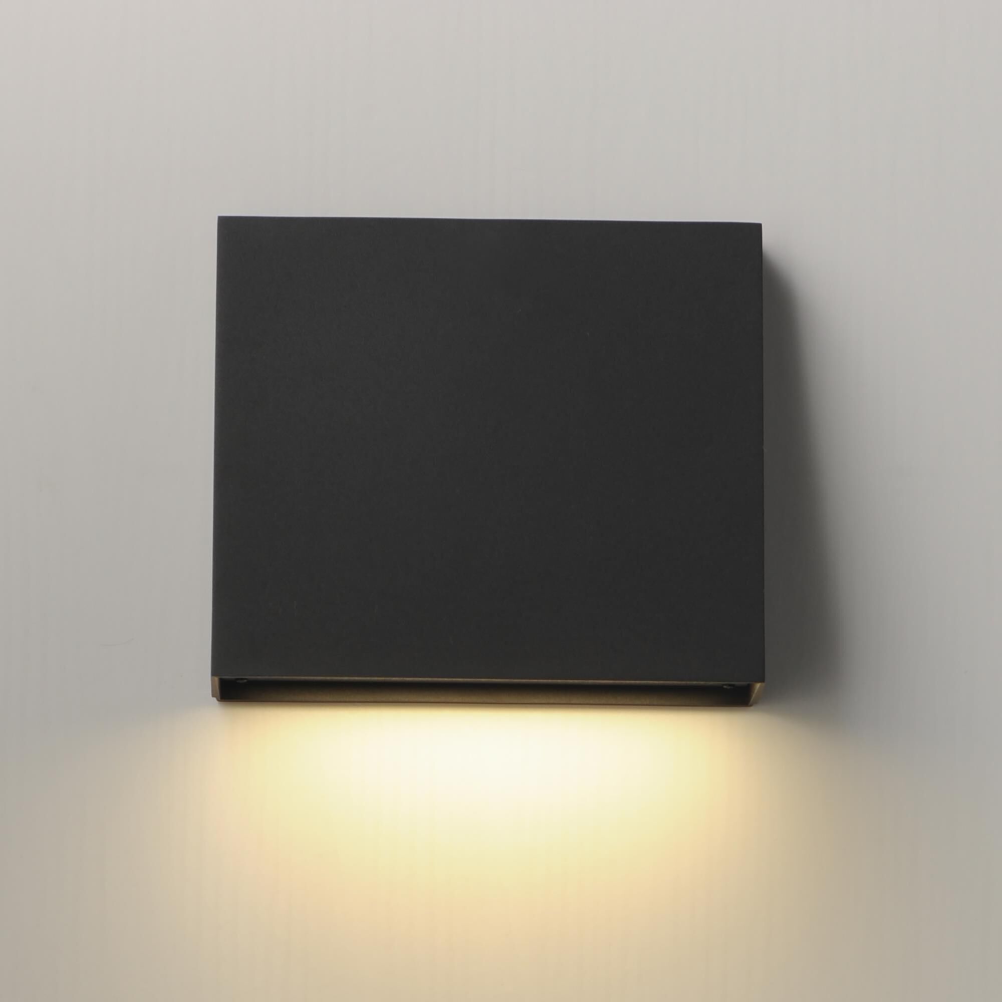 Pathfinder 8 Inch Outdoor Wall Light by Maxim Lighting
