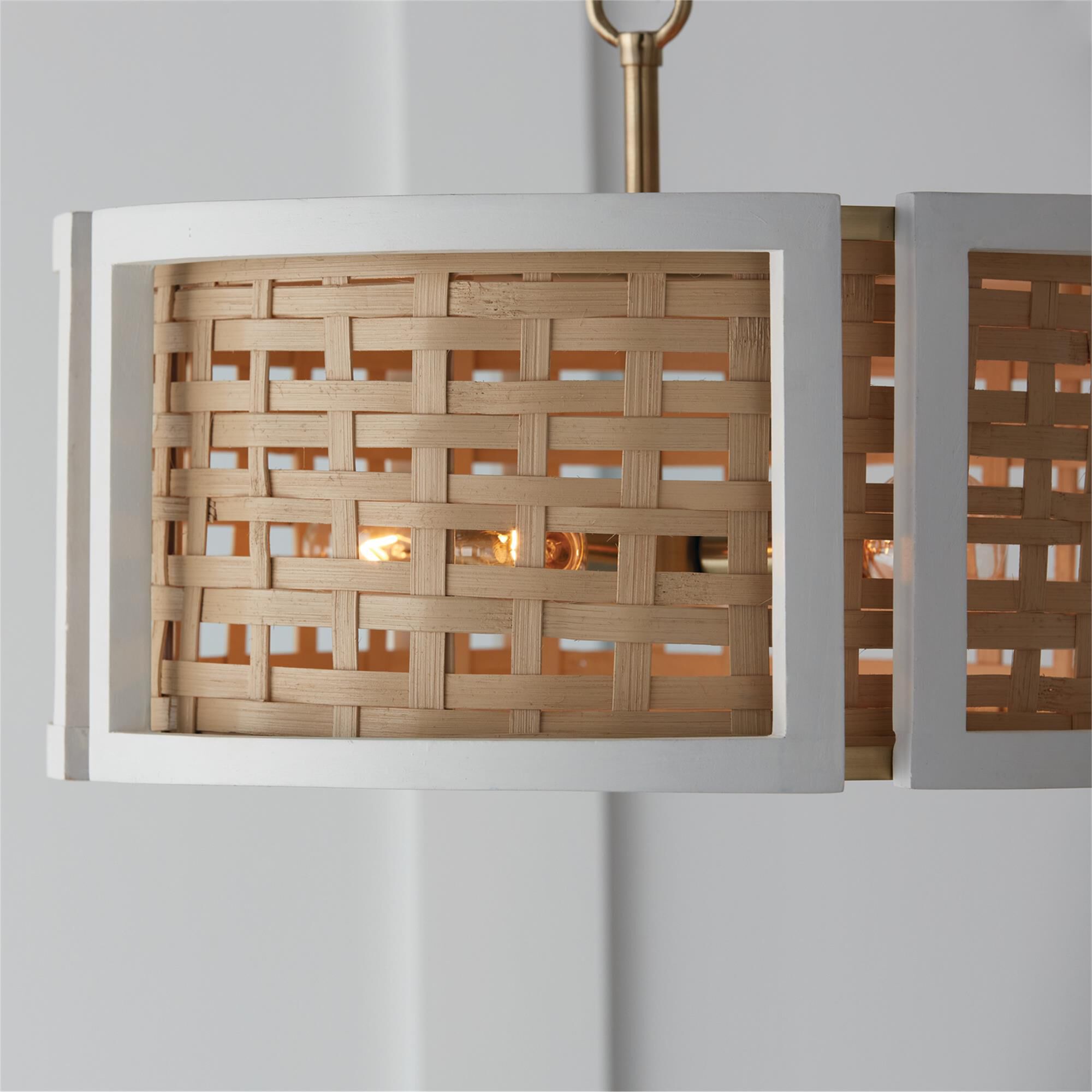 Shown in Flat White and Matte Brass finish