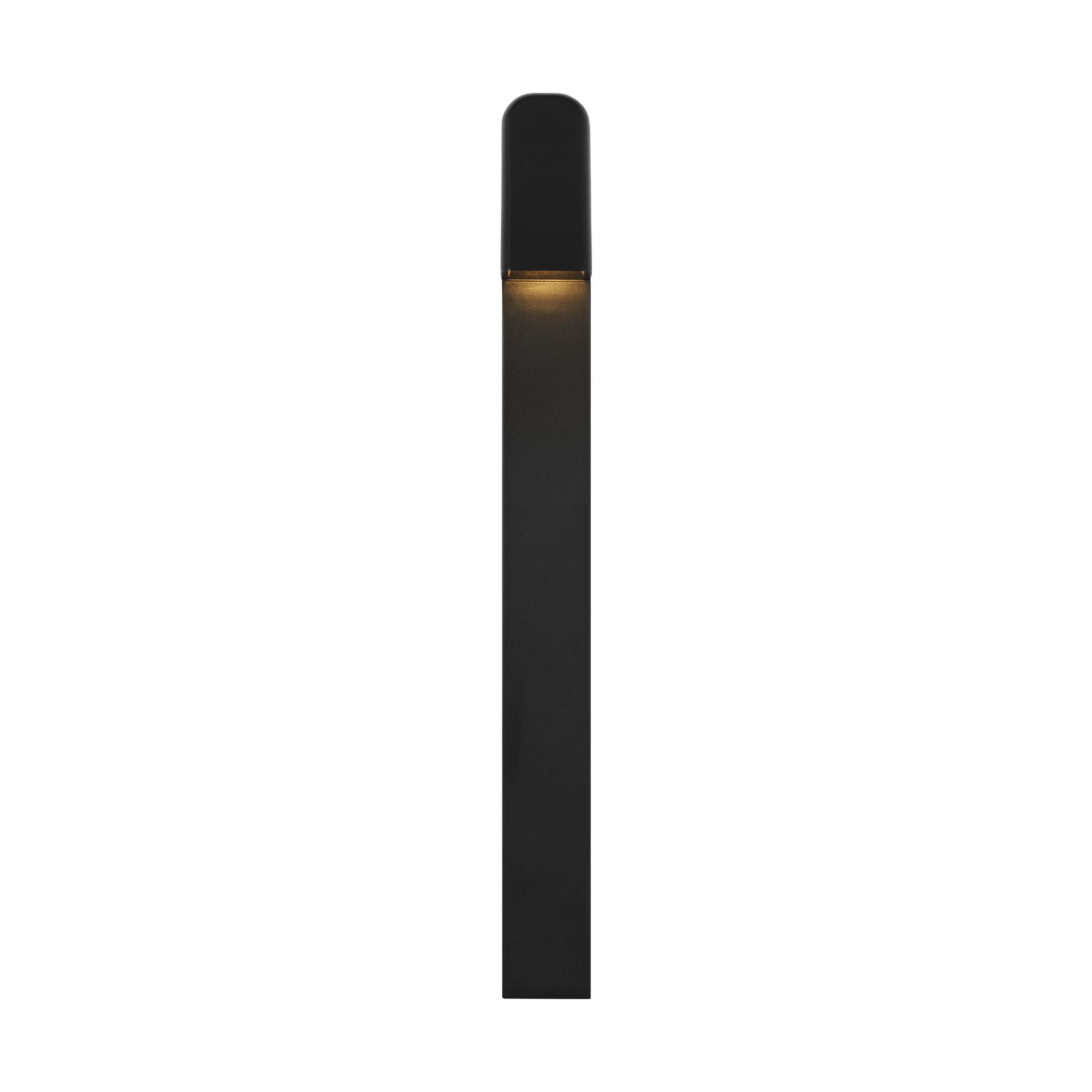 Shown in Outdoor Black finish and Aluminum shade
