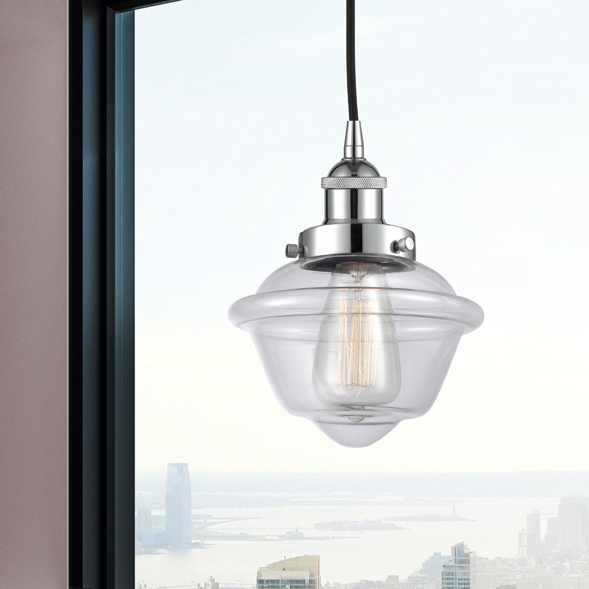 Shown in Polished Chrome finish and Clear Small Oxford glass