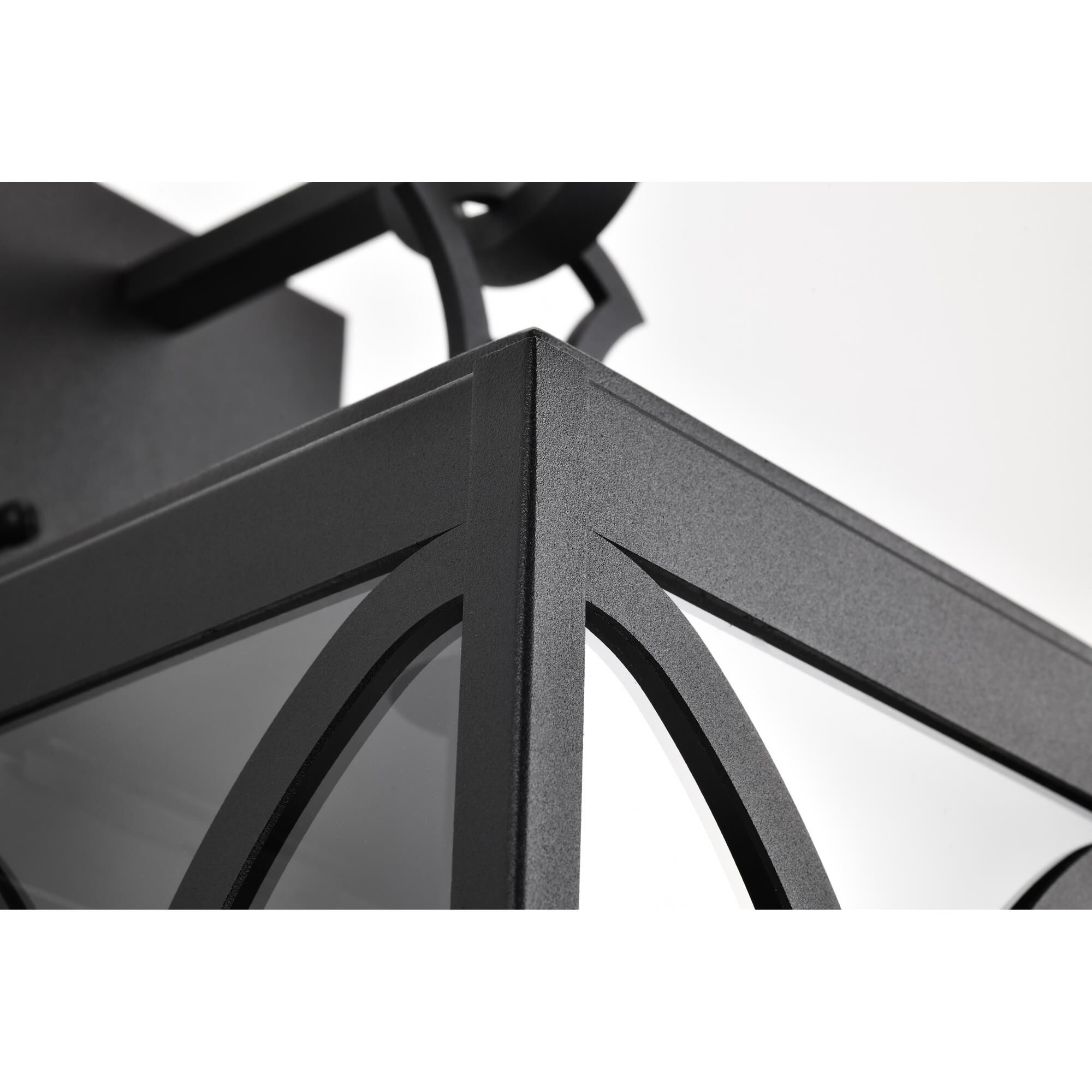 Shown in Matte Black finish and Clear glass