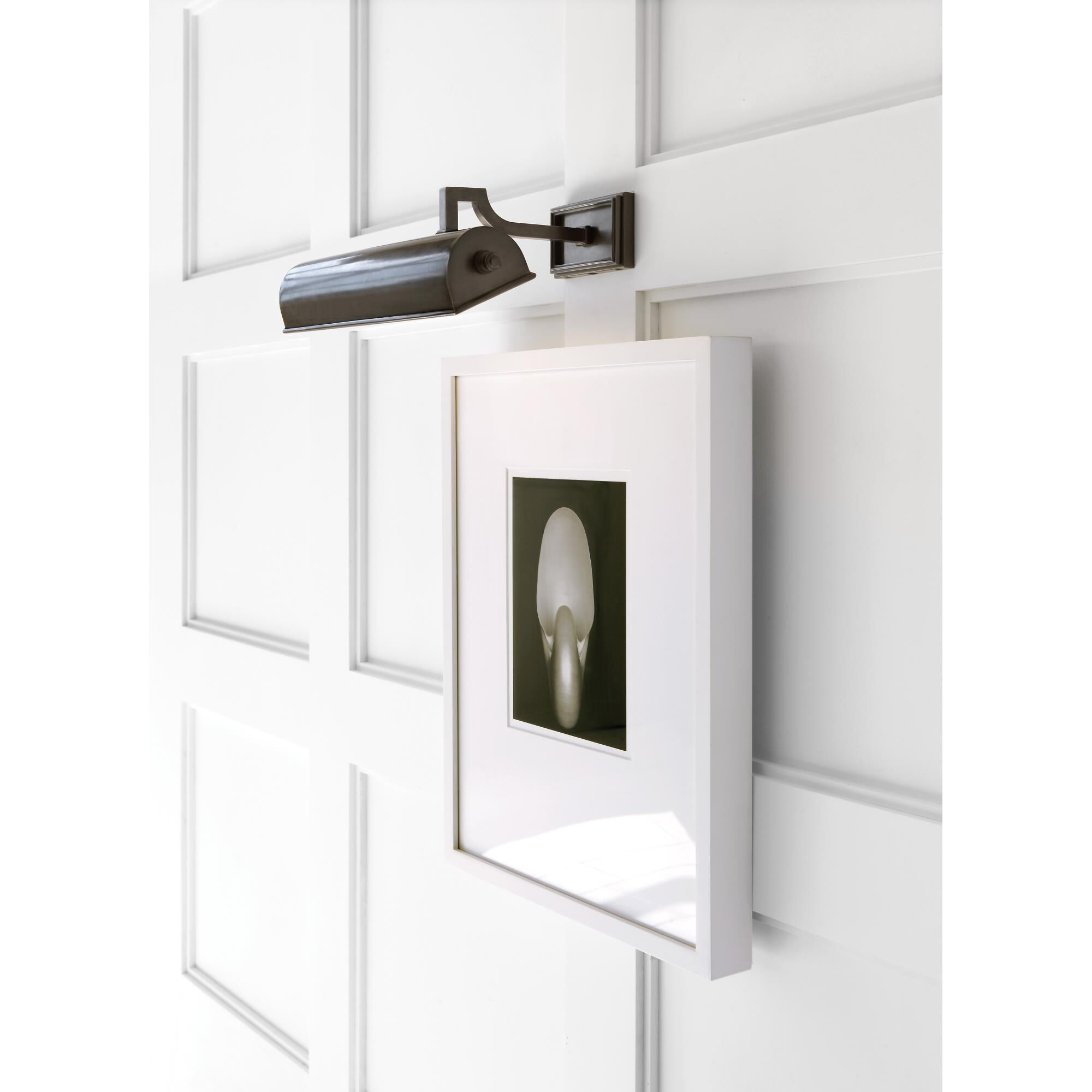 Shown in Gun Metal finish and No Glass  glass and NO Shade  shade