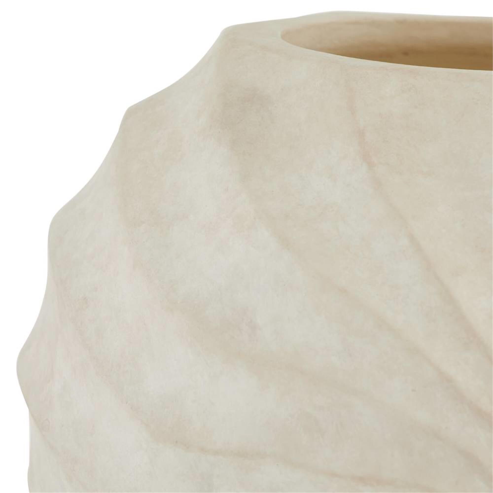 Shown in Eggshell finish