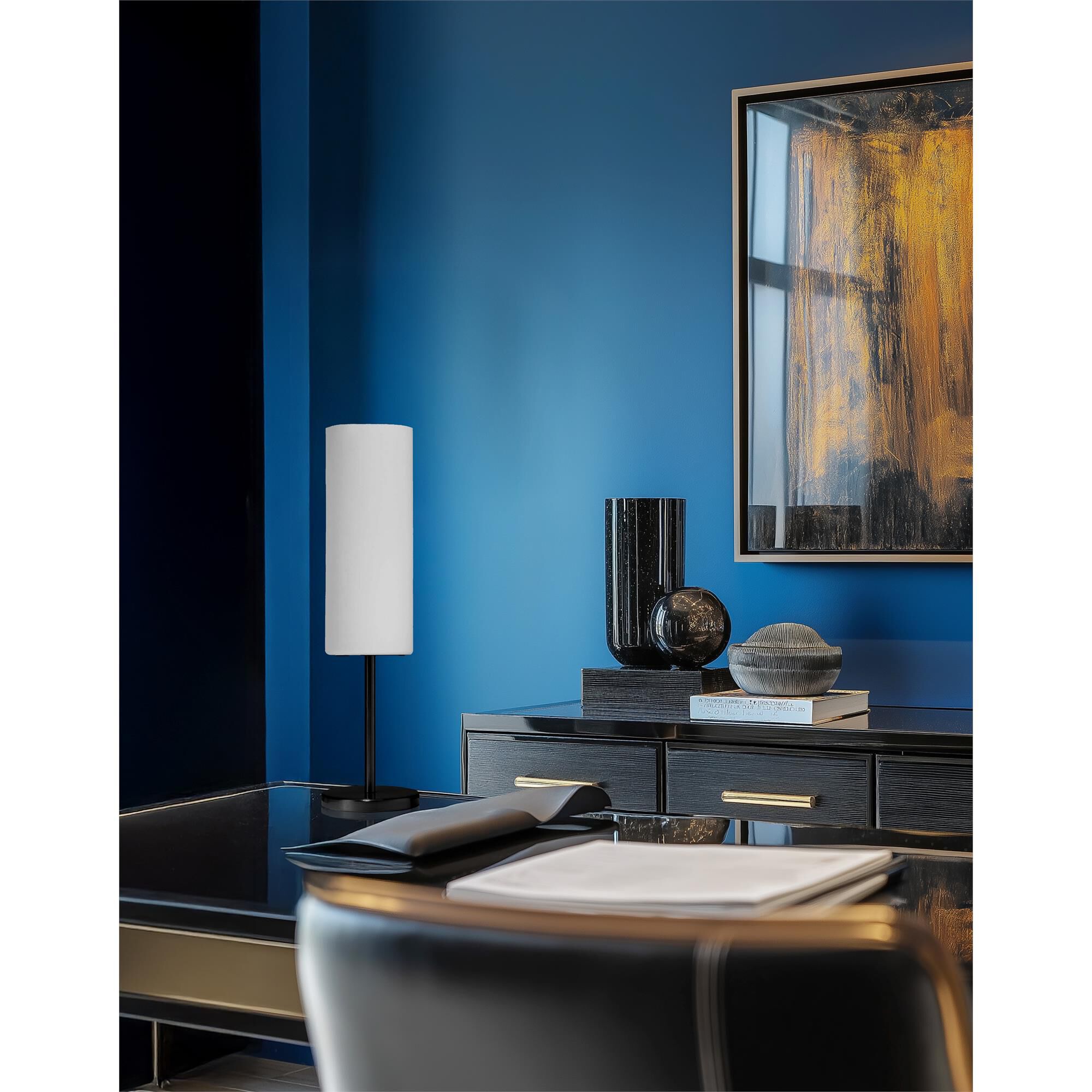 Paza 18 Inch Table Lamp by Dainolite