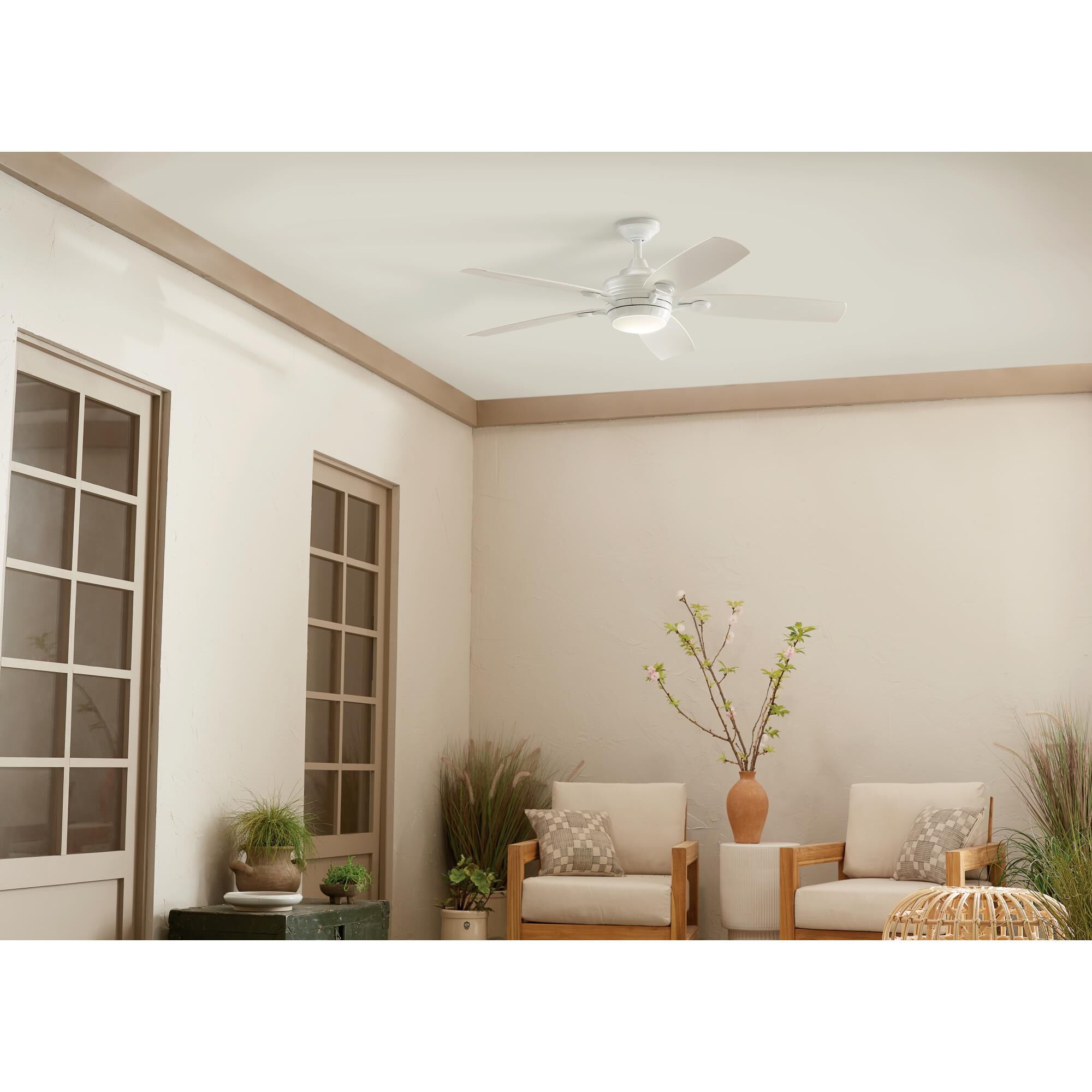 Shown in White finish and Frosted glass