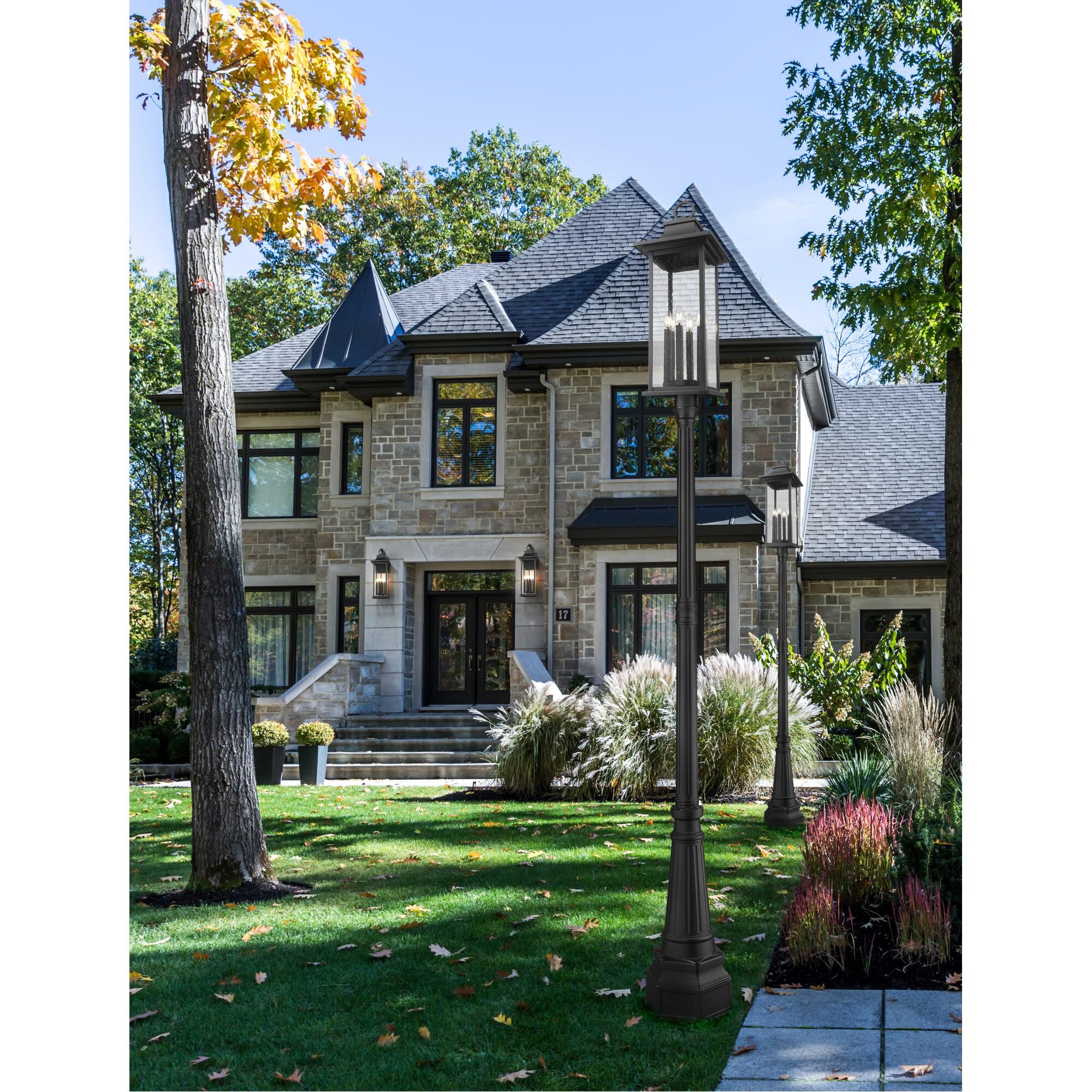 Shown in Black finish and Clear Seedy glass and Clear Seedy shade