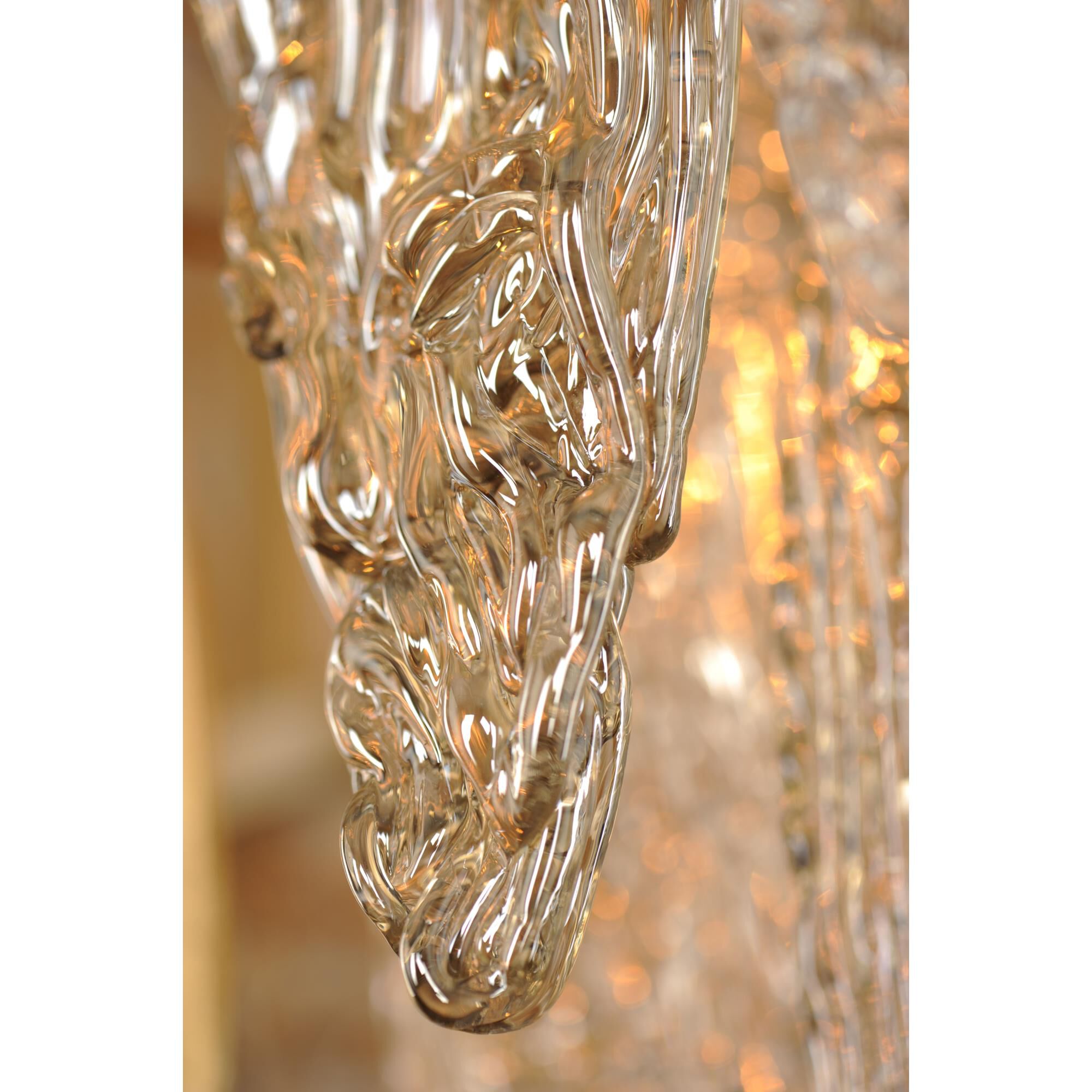 Shown in Gold Leaf finish and Clear And Champagne glass