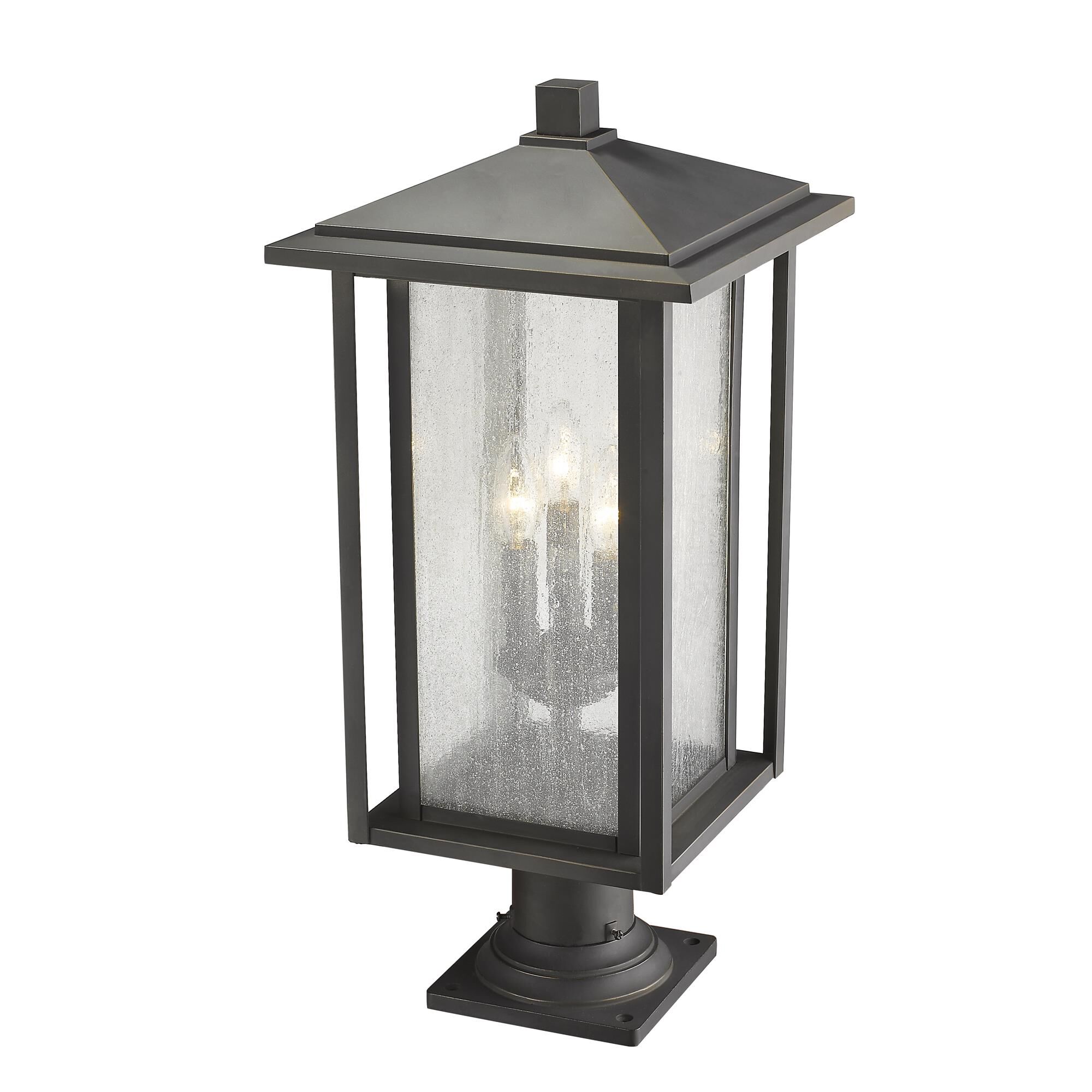 Shown in Oil Rubbed Bronze finish and Glass shade