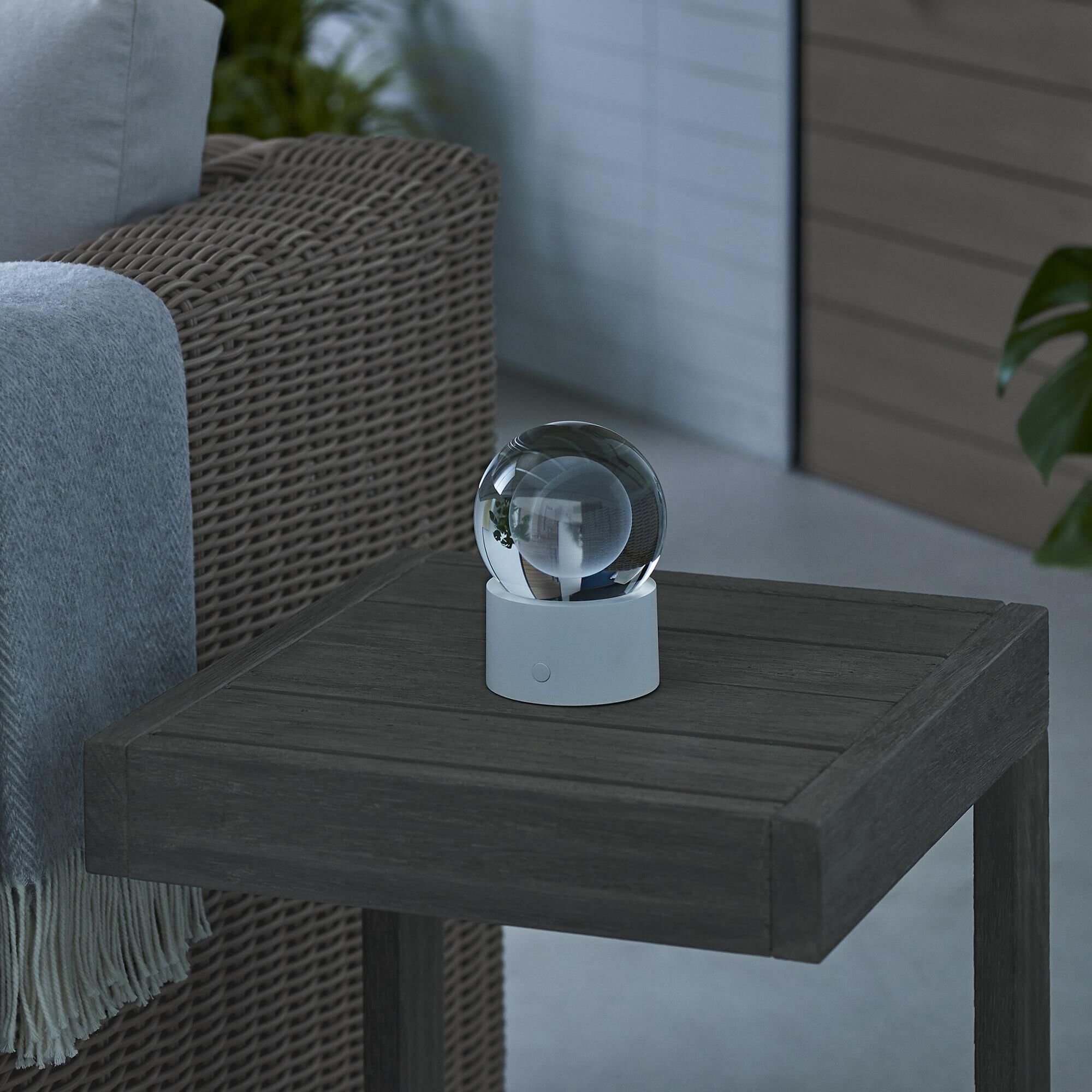 Shown in Matte White finish and Crystal glass