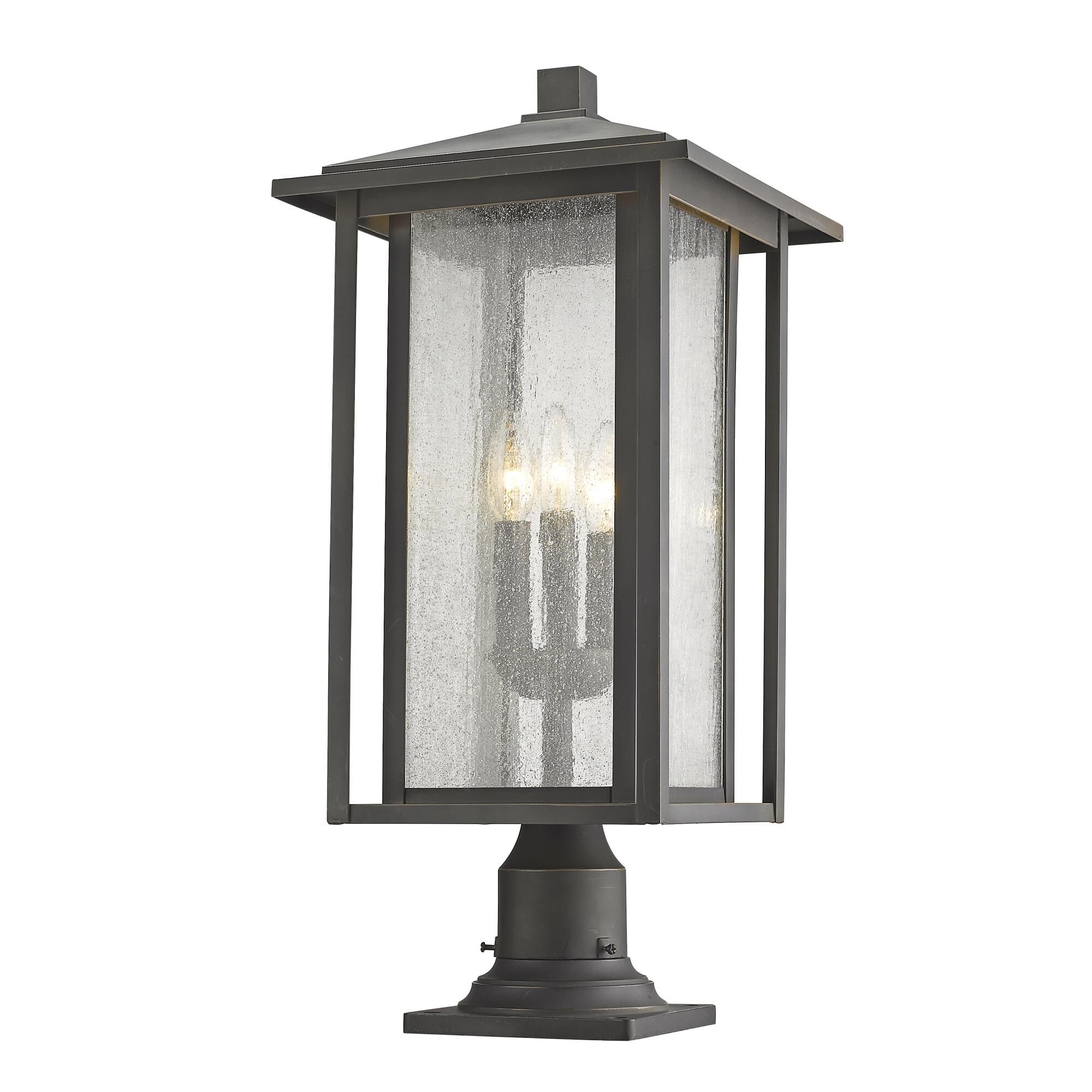 Shown in Oil Rubbed Bronze finish and Glass shade