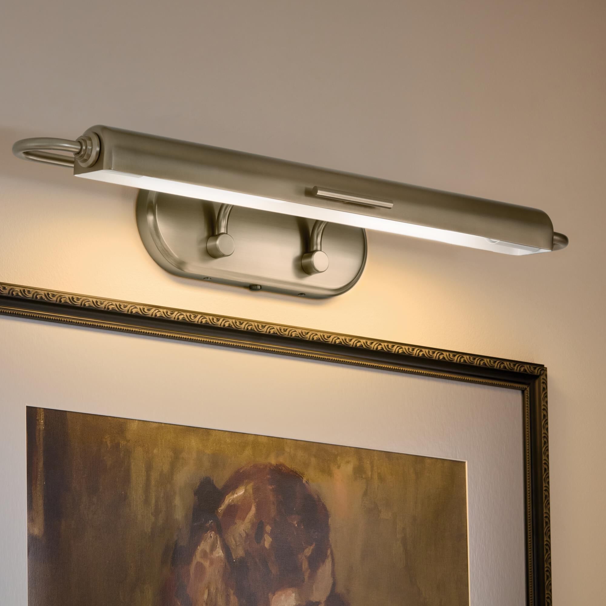 Shown in Champagne Bronze finish and Metal shade