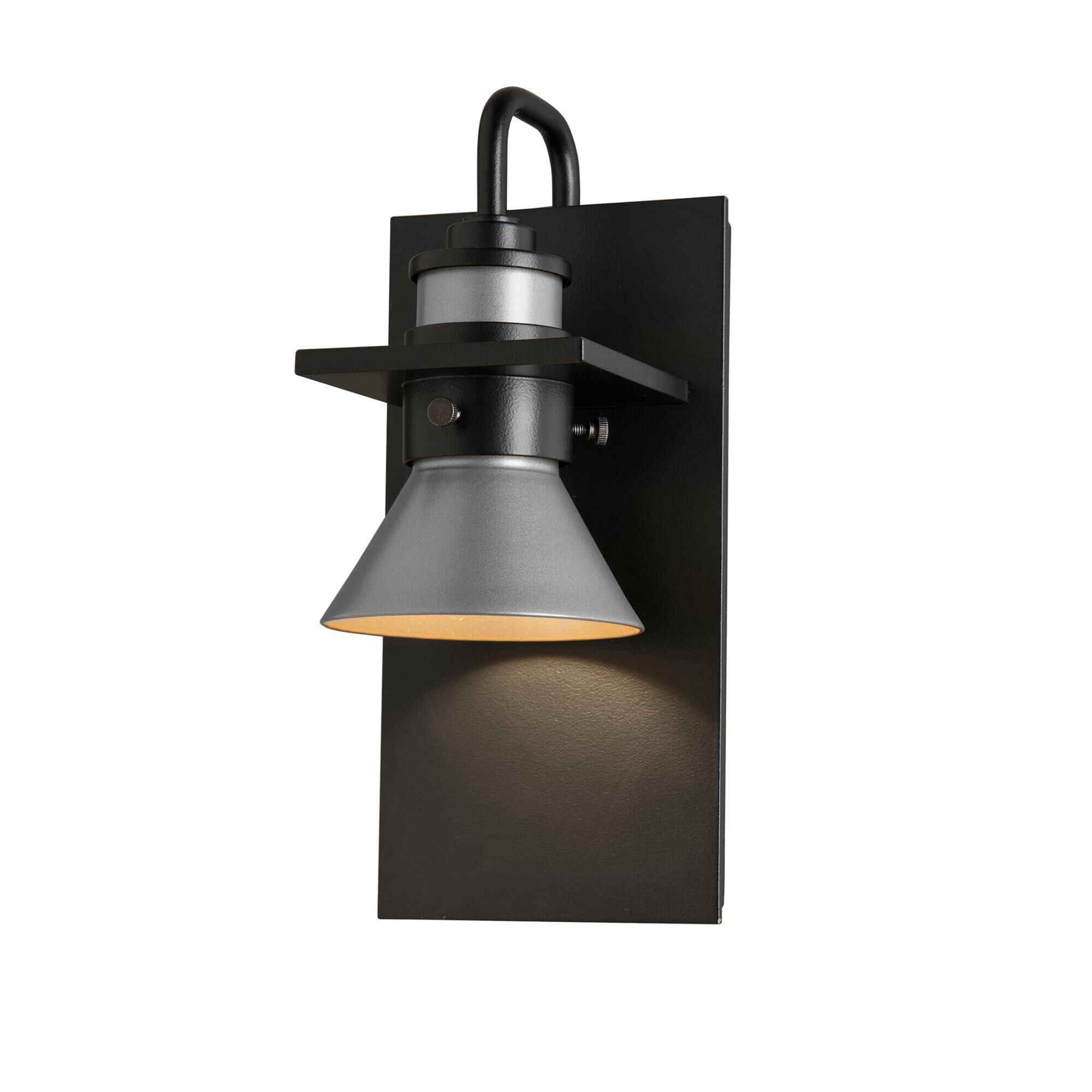 Shown in Coastal Black finish and Coastal Burnished Steel accent