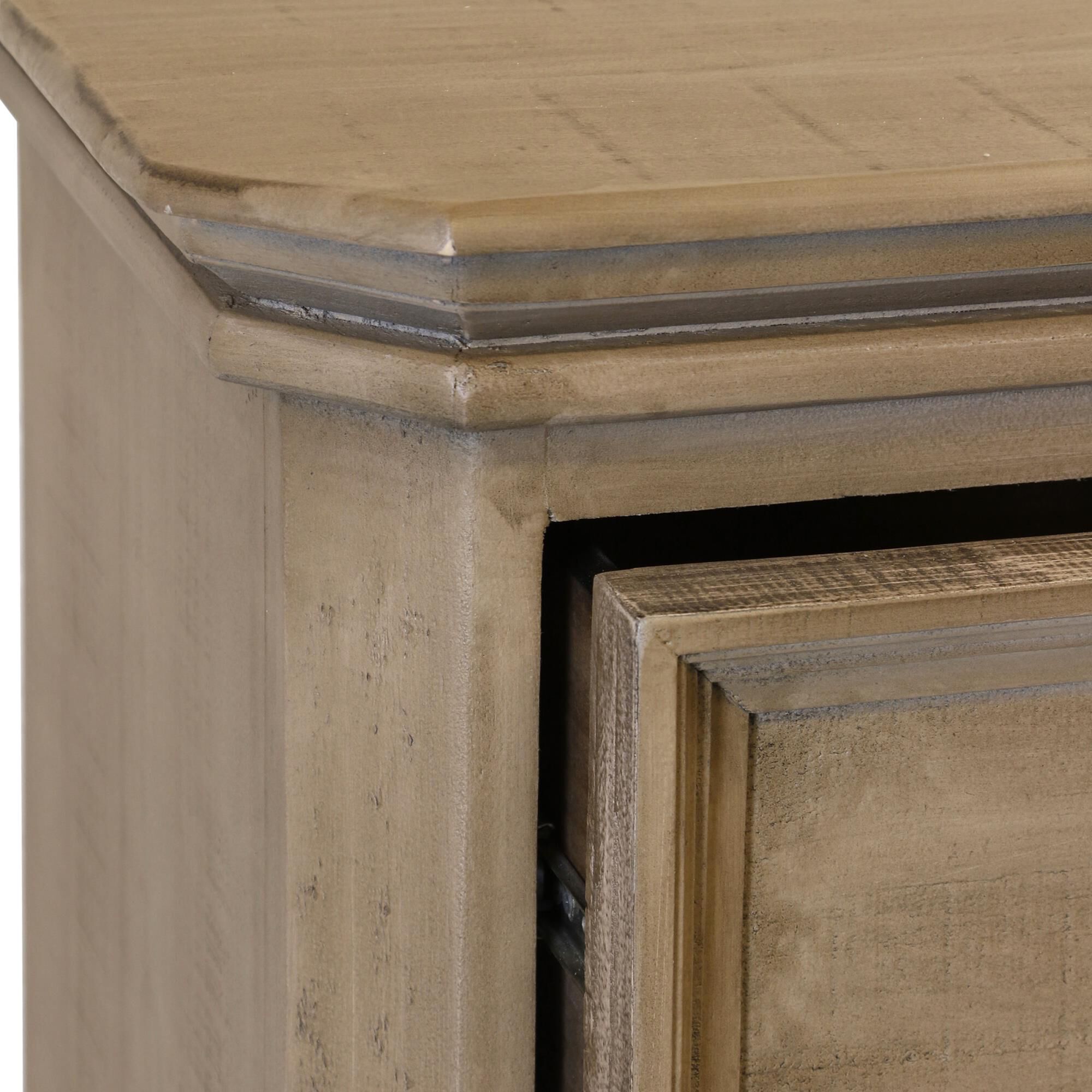 Shown in Heritage Oak finish