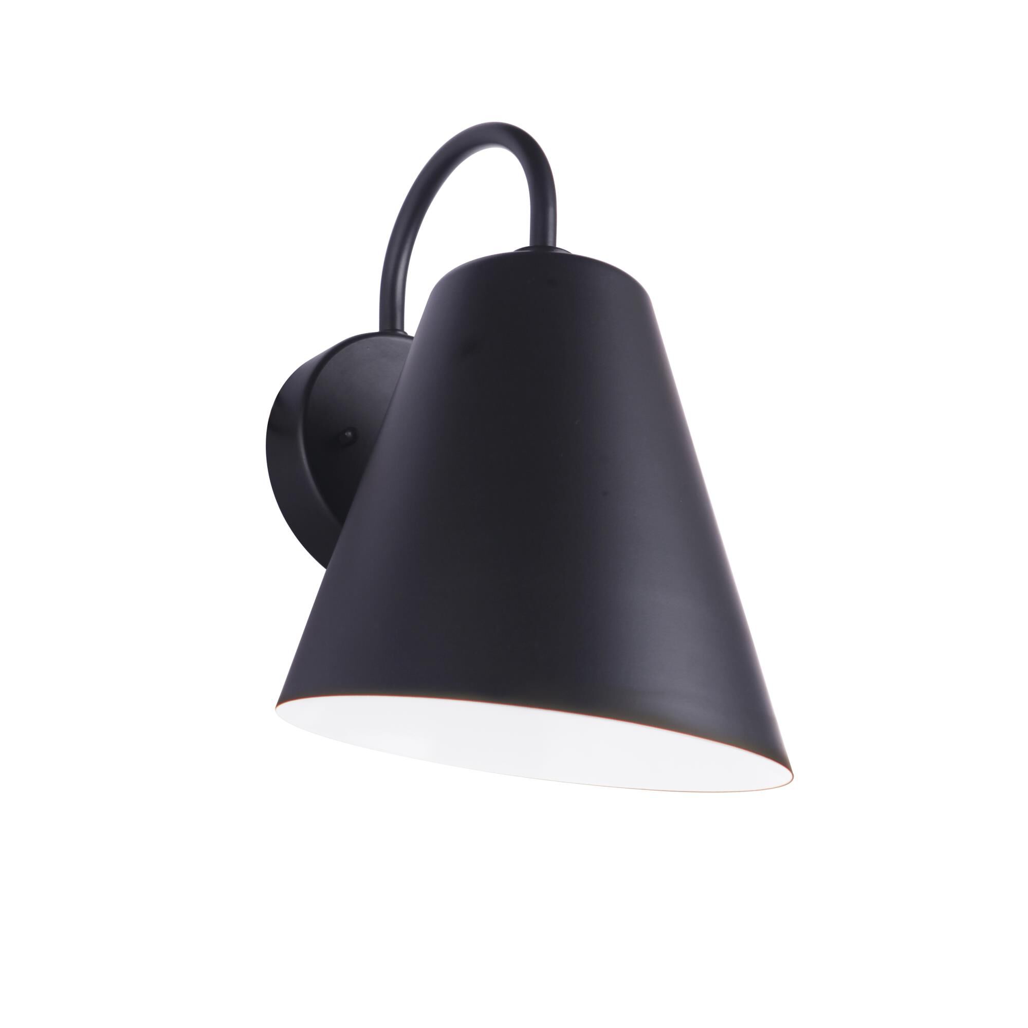 Shown in Midnight finish and Midnight glass