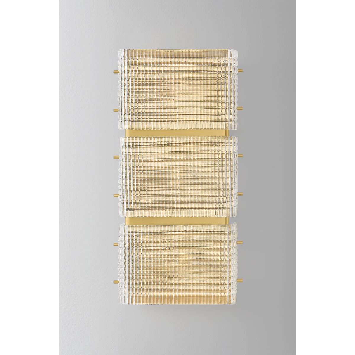 Shown in Vintage Brass finish and Piastre glass