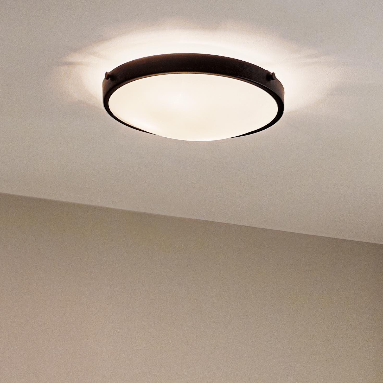 Shown in Black finish and Frosted glass