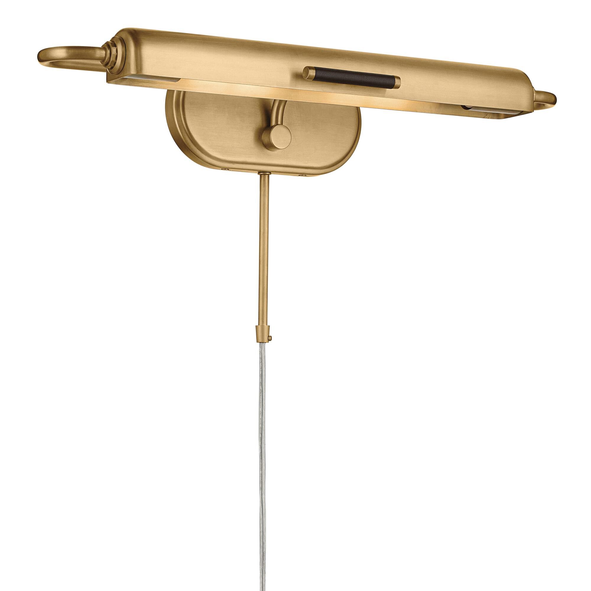 Shown in Lacquered Brass finish and Metal shade
