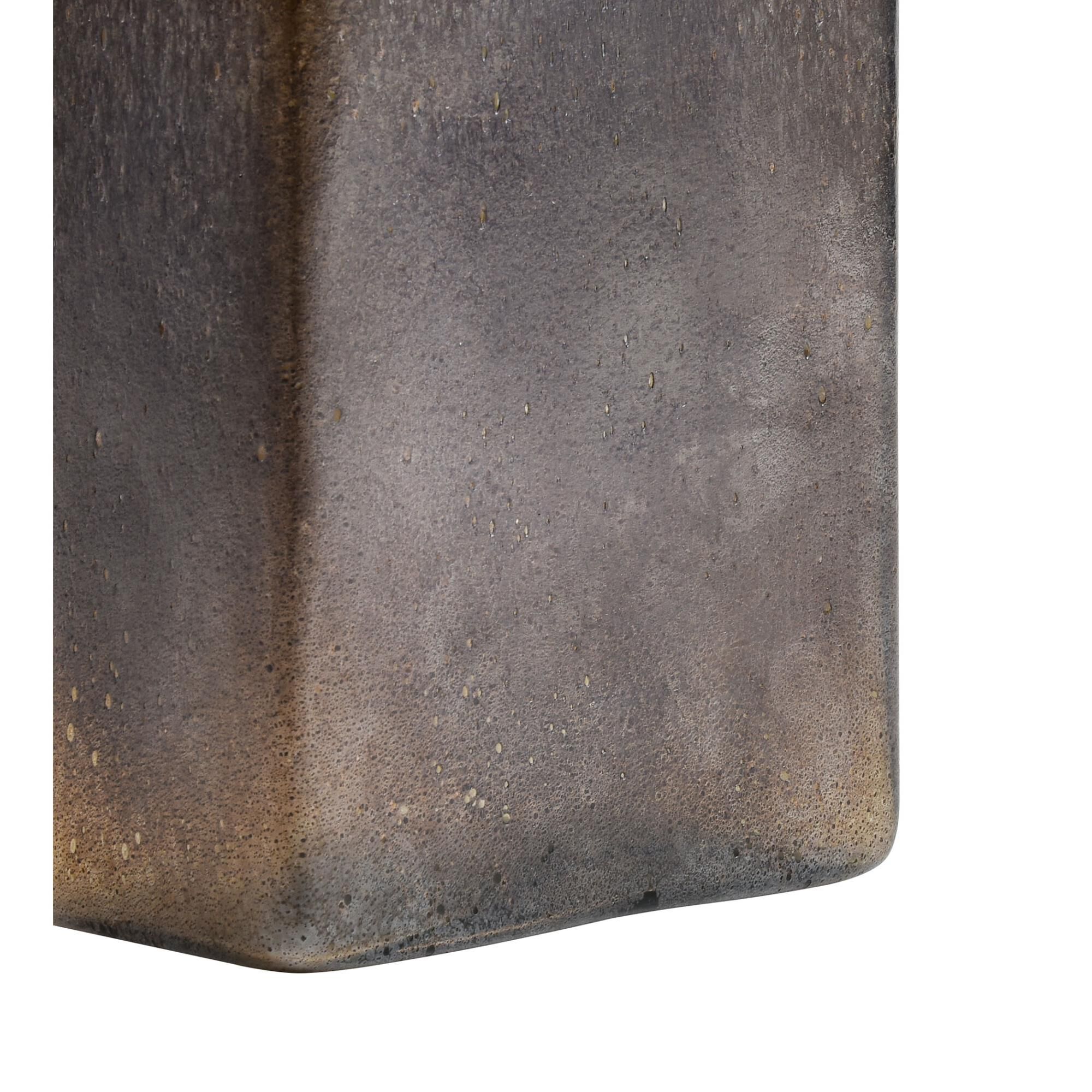 Shown in Smoke Gray finish