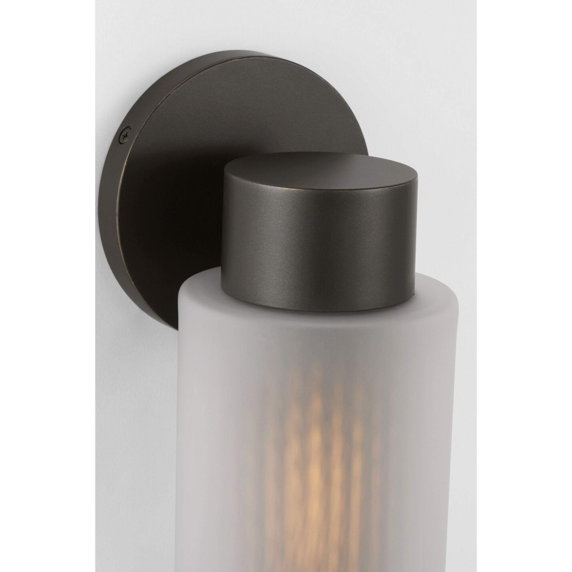 Ridge 15 Inch Outdoor Wall Light,
