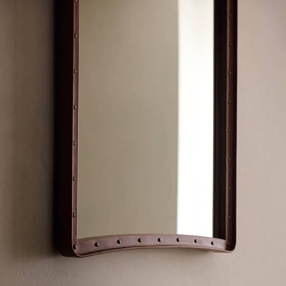 Shown in Russet and Antique Brass finish