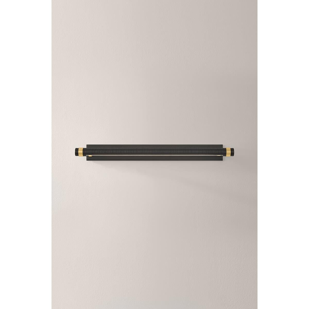 Duell 24 Inch Picture and Display Light by Hudson Valley Lighting