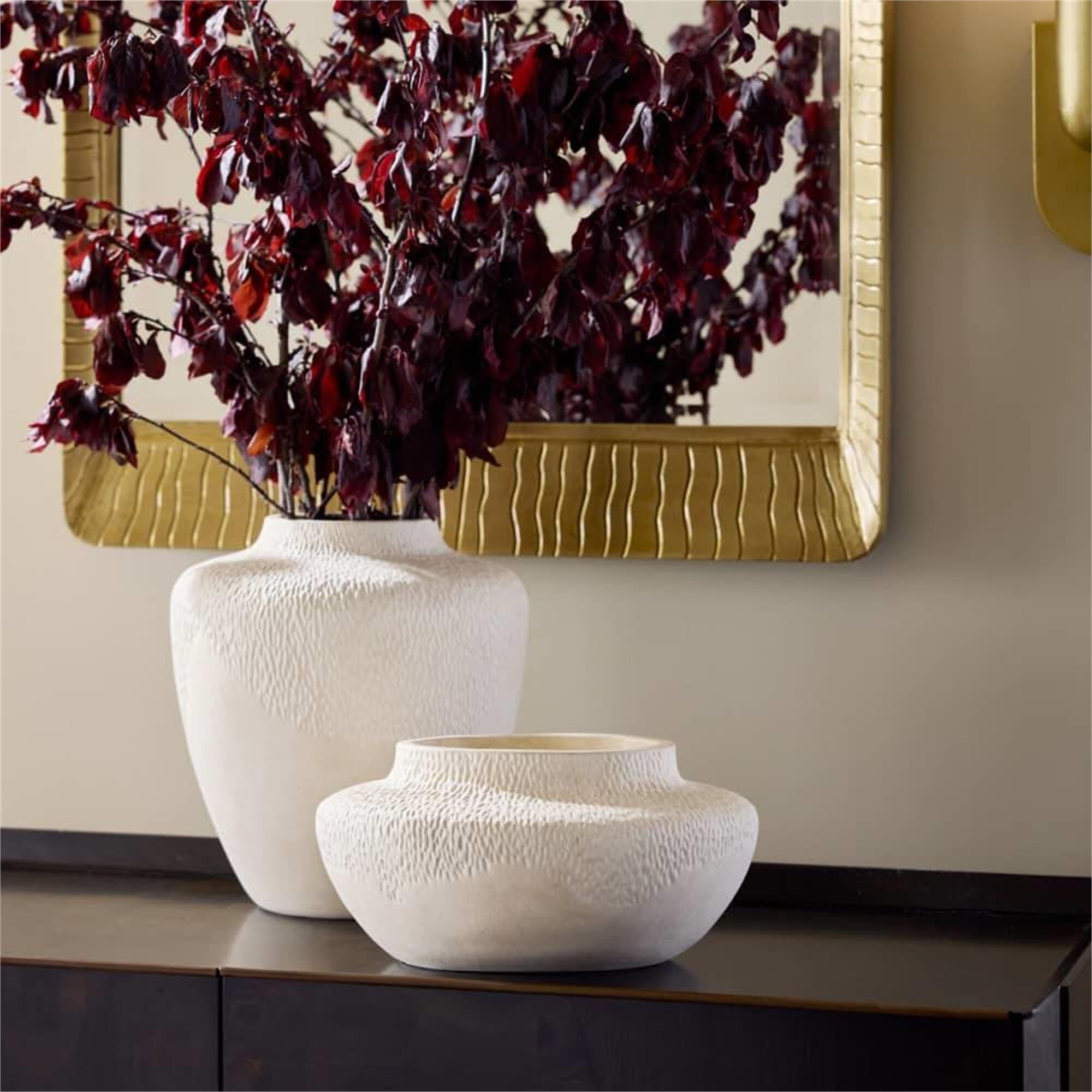 Shown in Eggshell finish