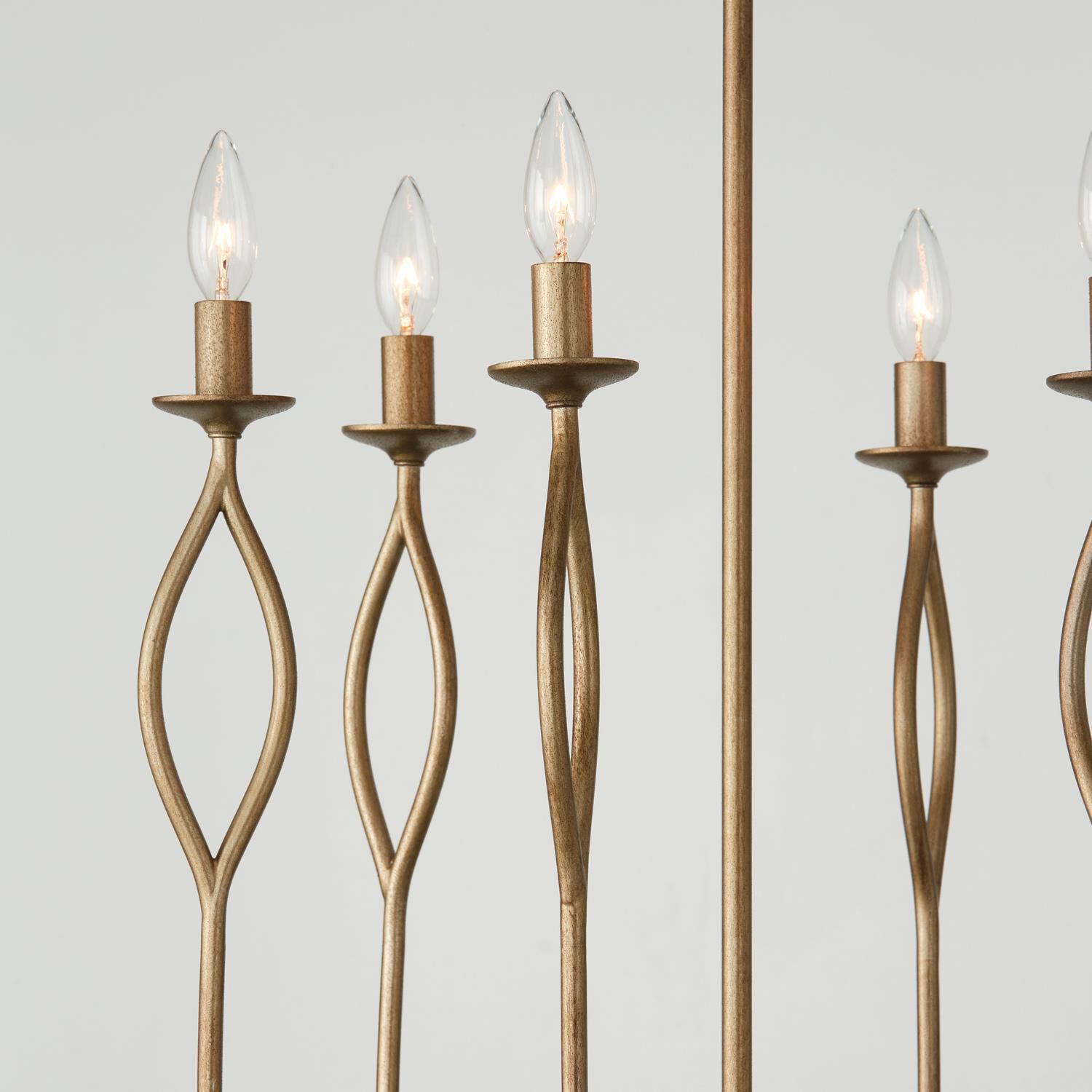 Shown in Mystic Luster finish