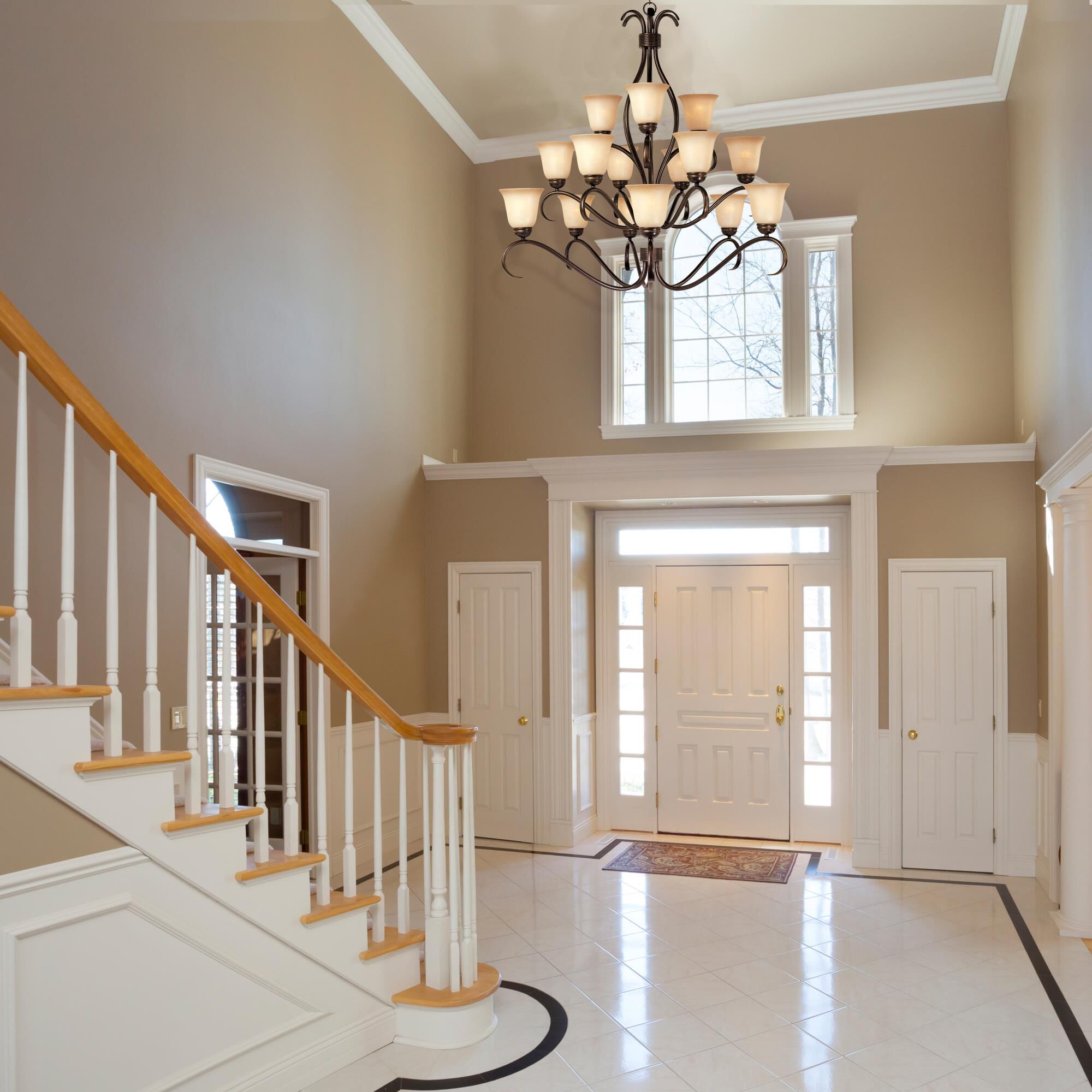 Shown in Oil Rubbed Bronze finish and Wilshire glass