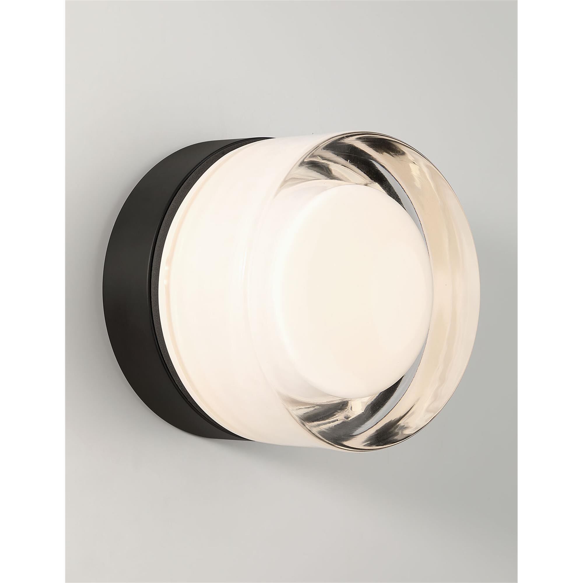 Shown in Matte Black finish and Clear Smooth glass