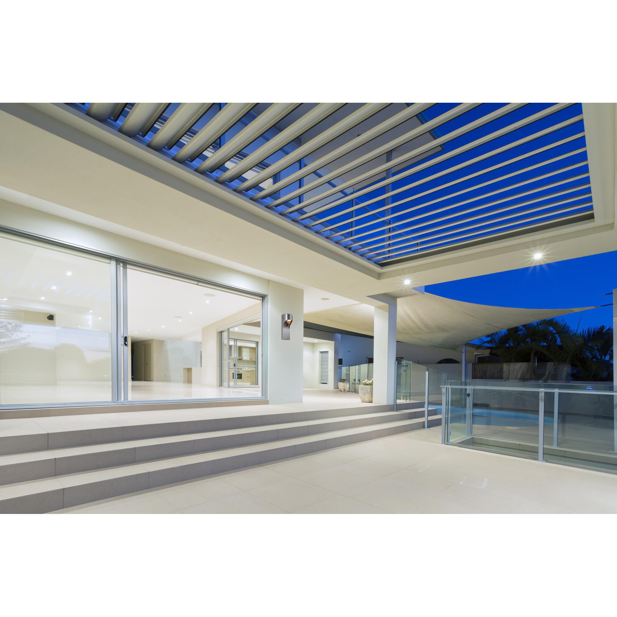 Shown in Brushed Black Nickel / Satin Aluminum finish and 0.0 glass and 0.0 shade