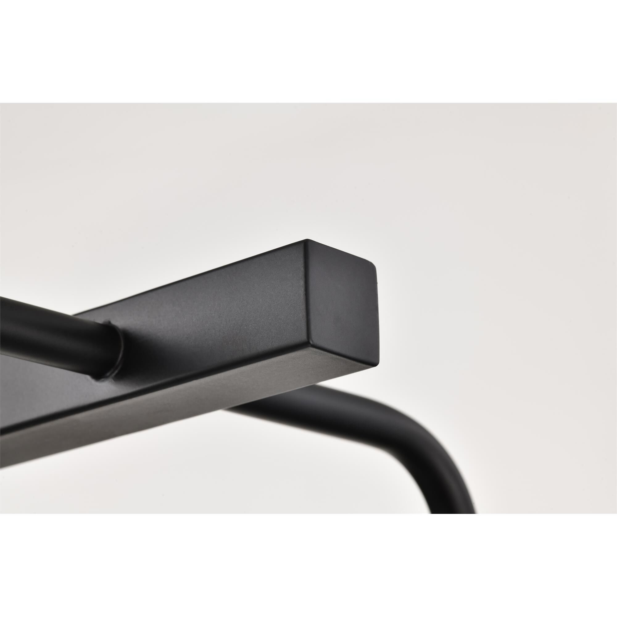 Shown in Matte Black finish and Clear Ribbed glass