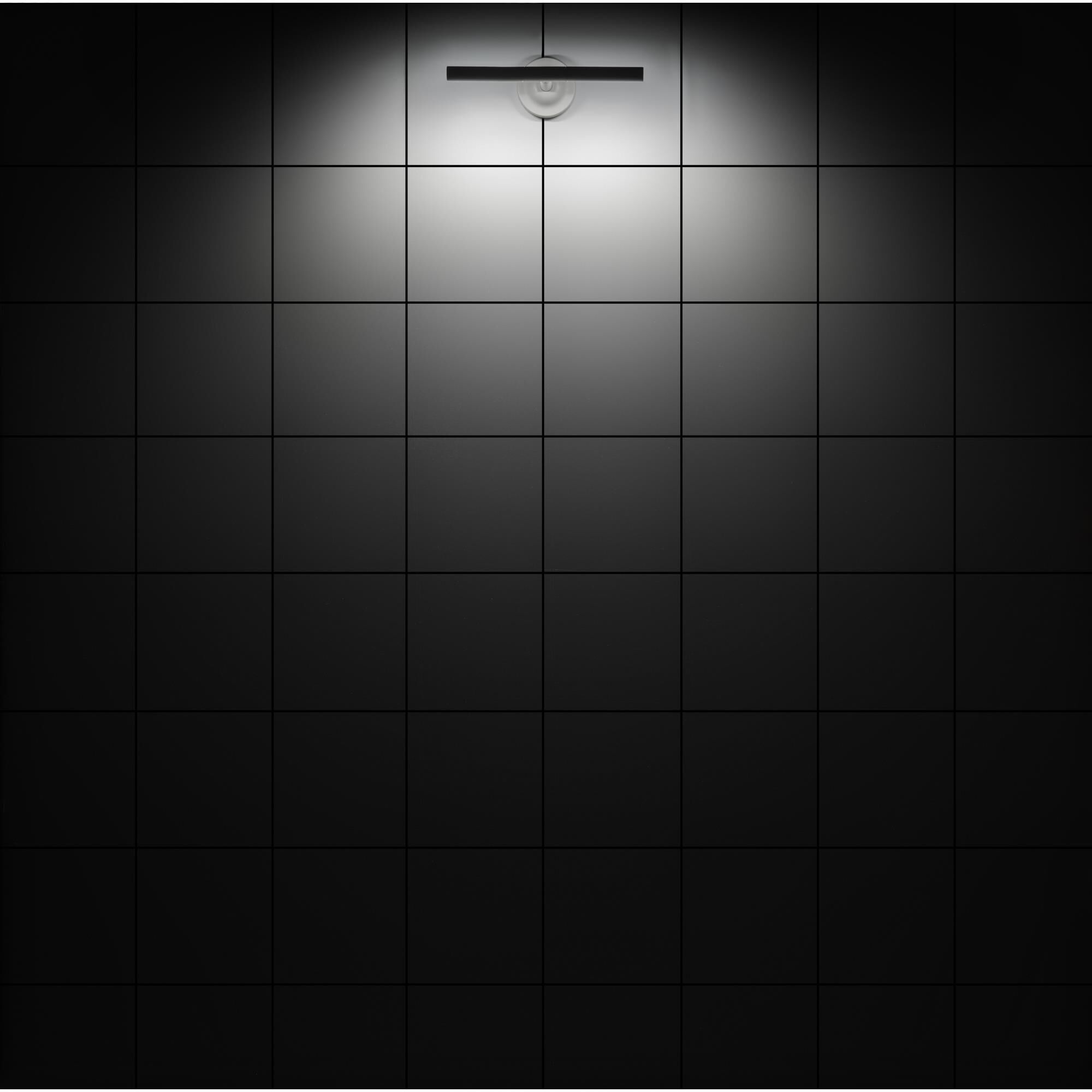 Shown in Matte White finish and Clear glass