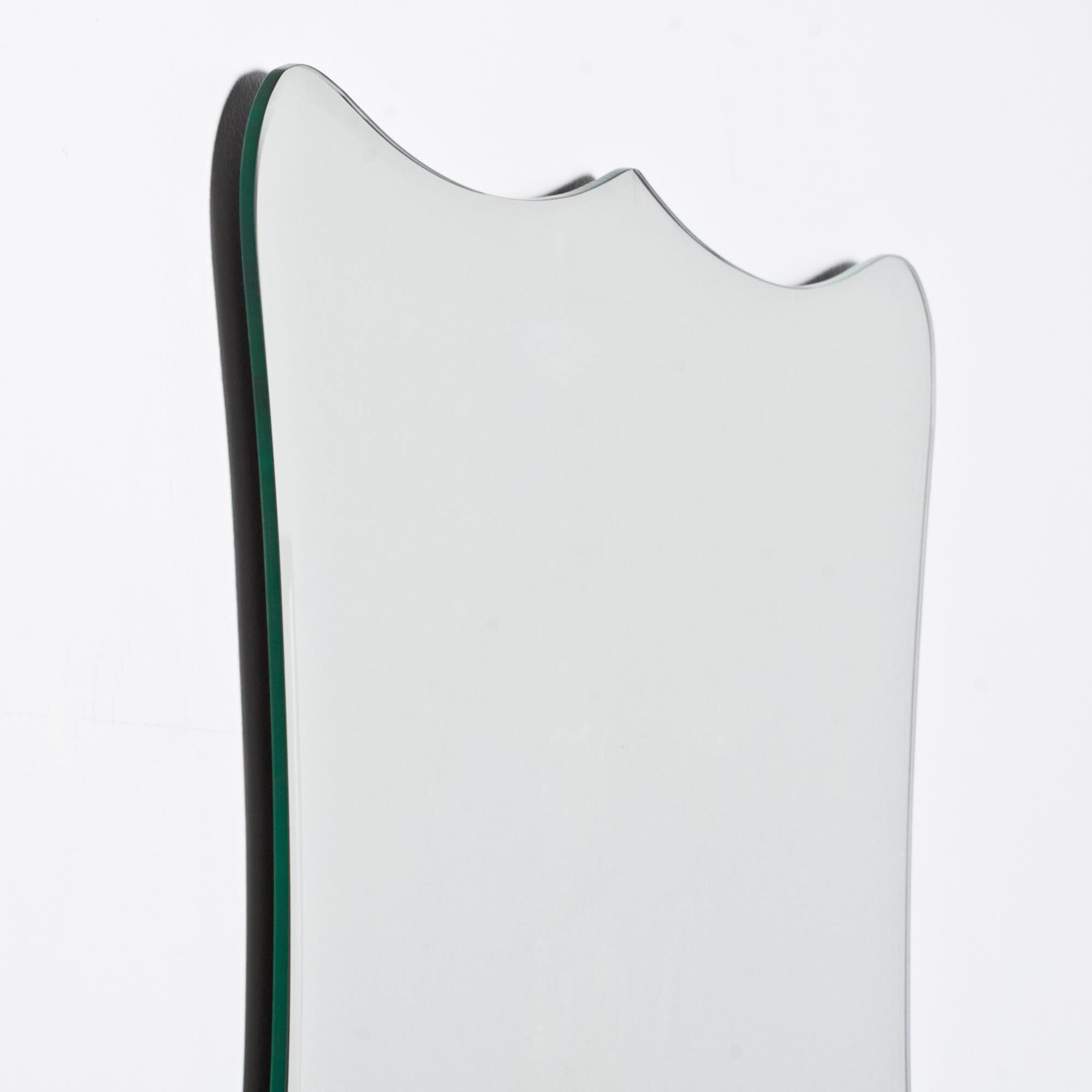 Shown in Mirror finish