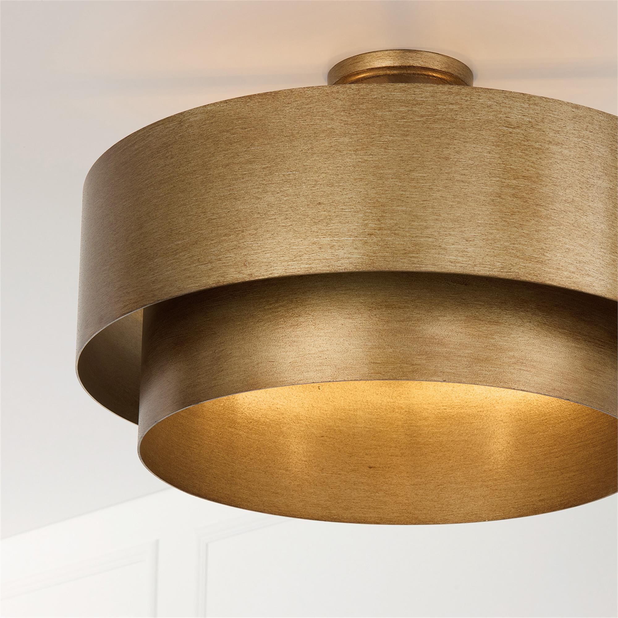 Shown in Mystic Luster finish