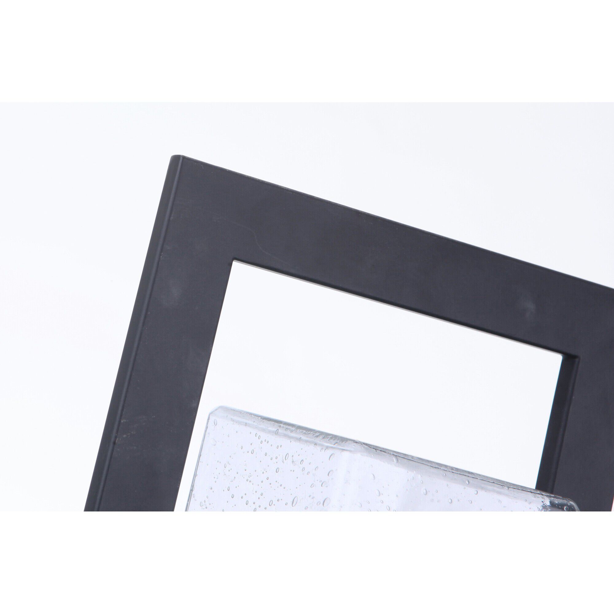 Shown in Midnight finish and Clear Seeded glass