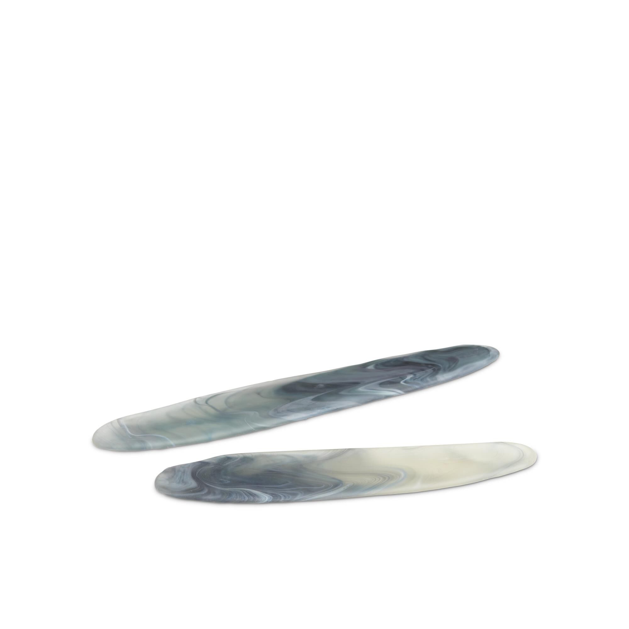 Shown in Midnight Blue/Frosted finish